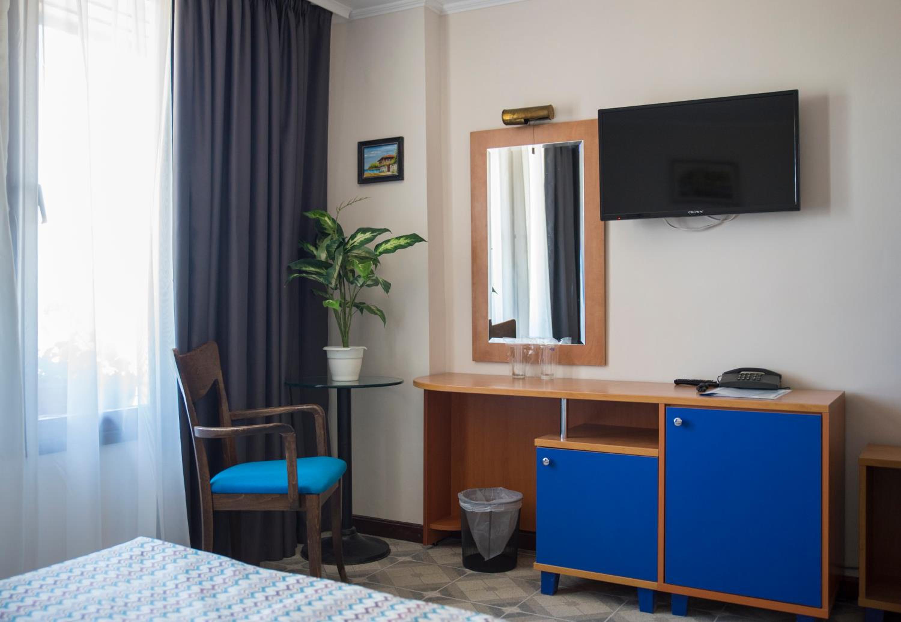 Double or Twin Room photo 1