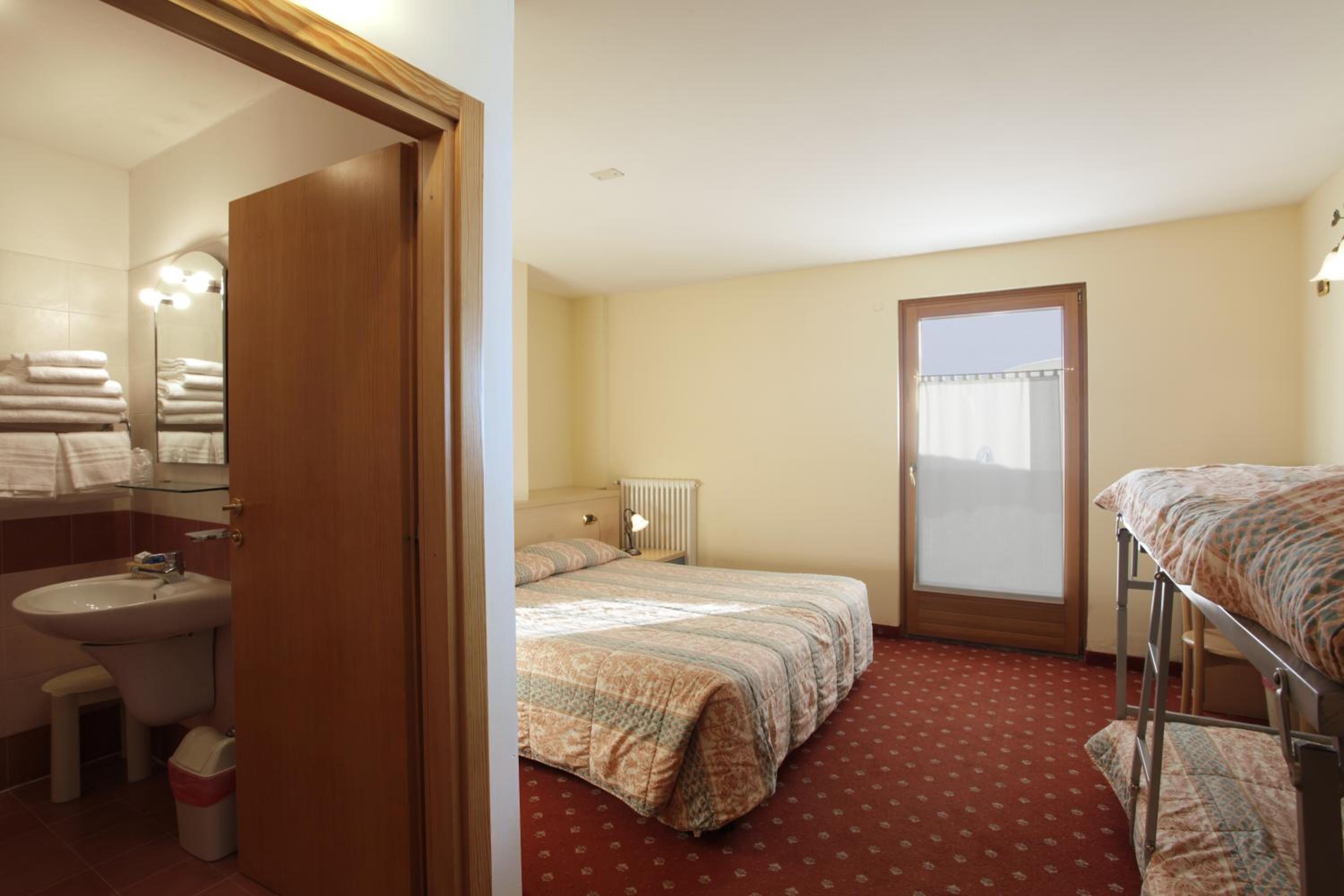 Comfort Double or Twin Room - Photo 3