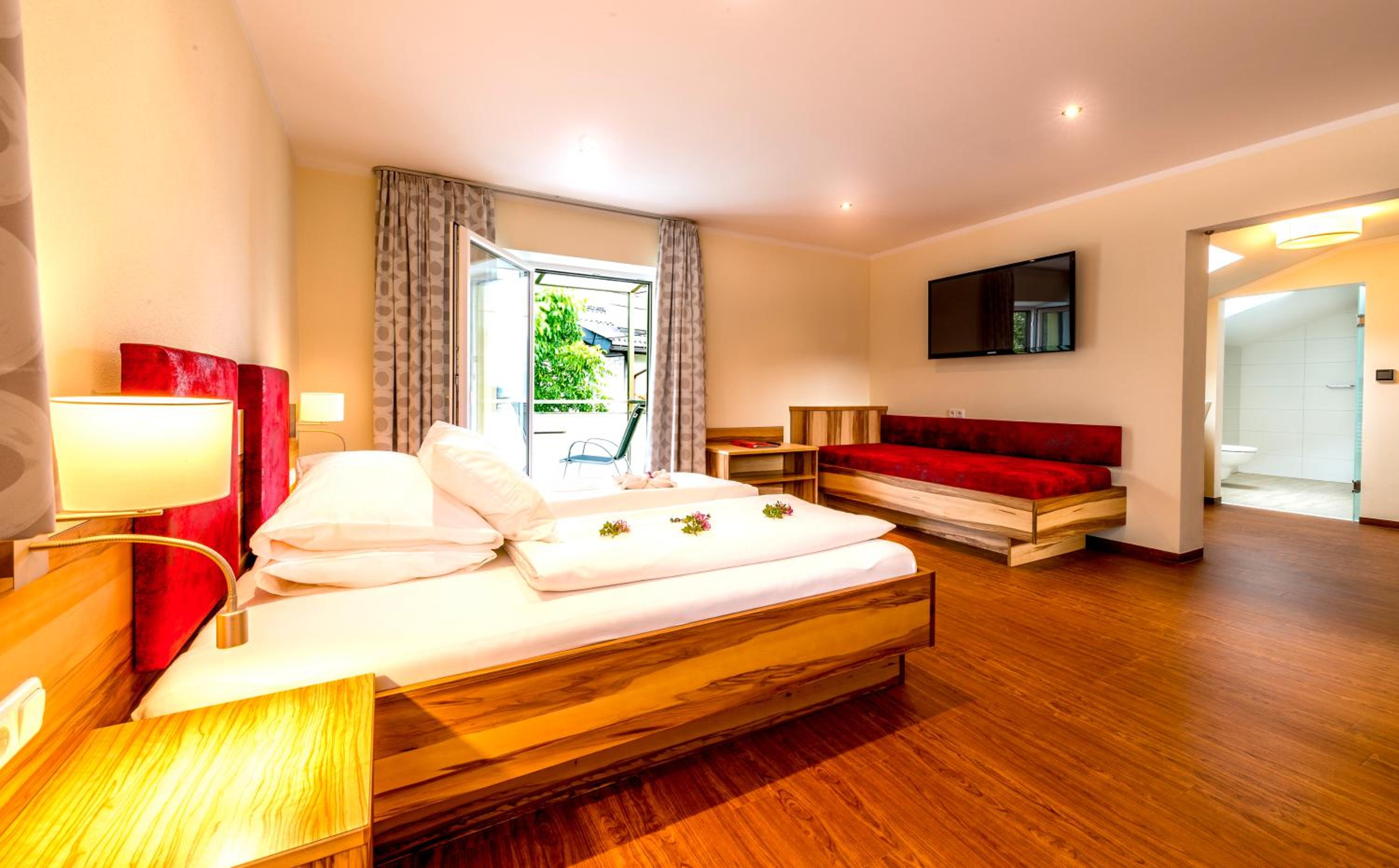 Junior Suite with Balcony & Lake View