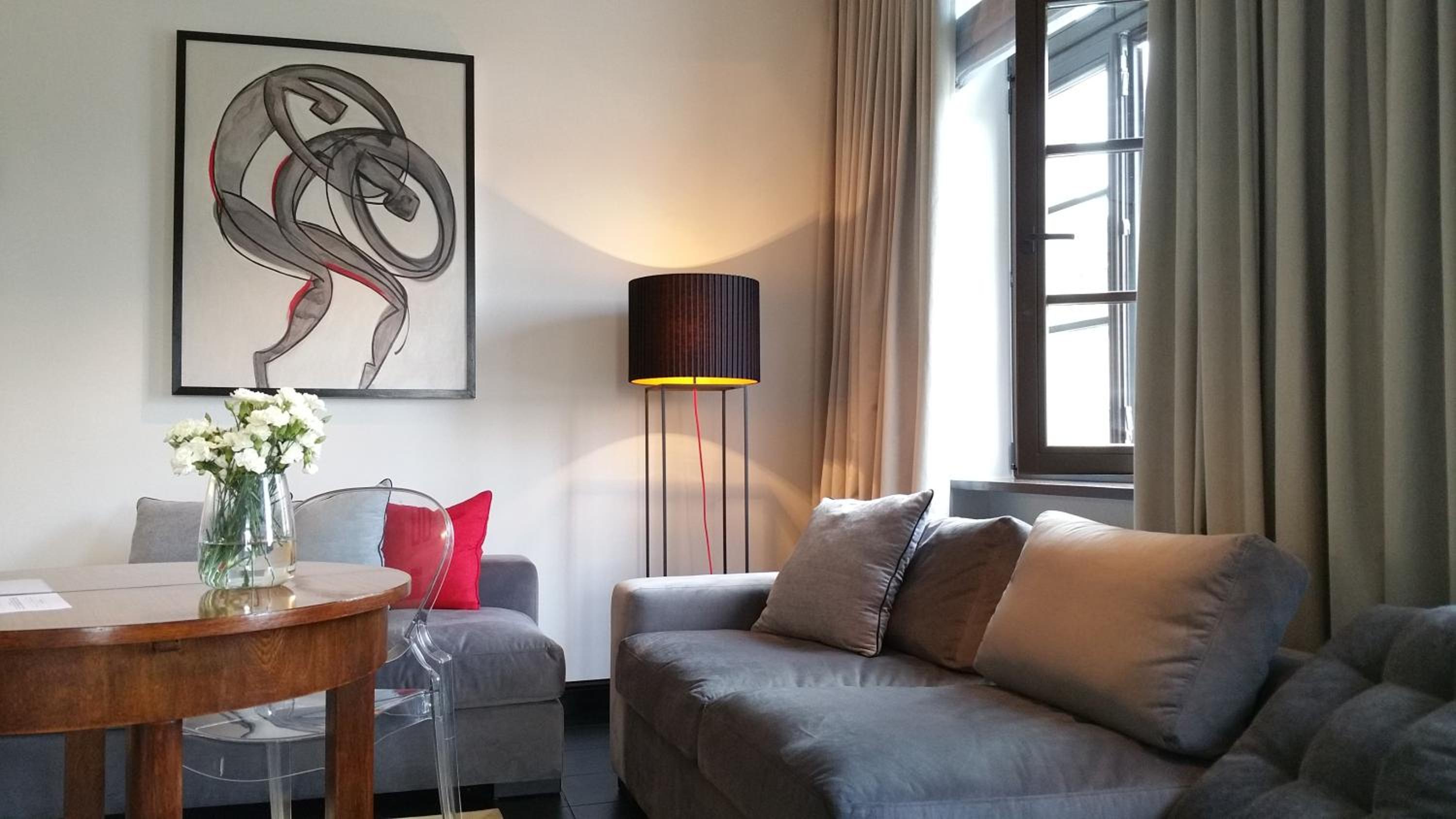 One-Bedroom Apartment - Photo 19