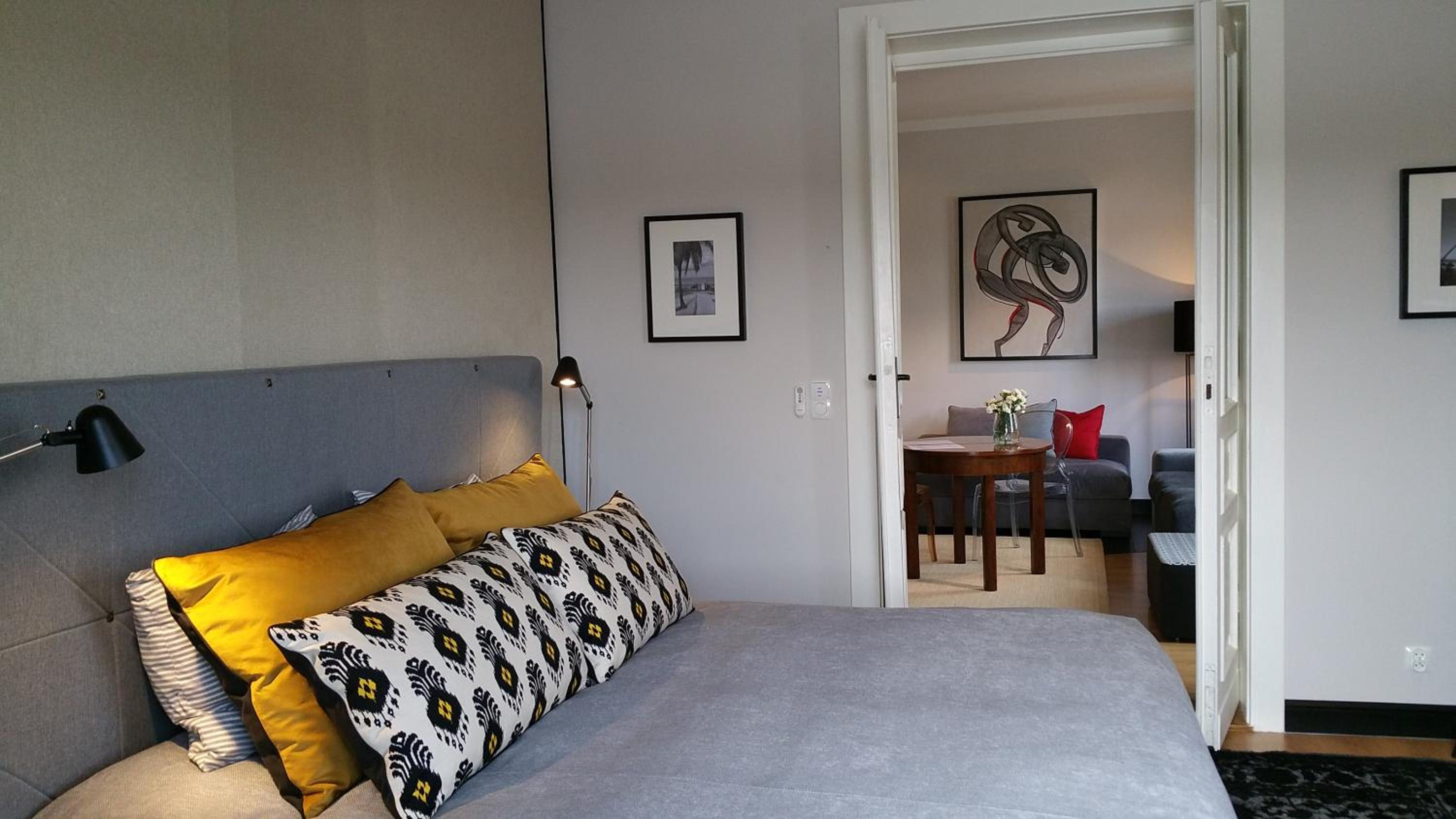 One-Bedroom Apartment - Photo 18