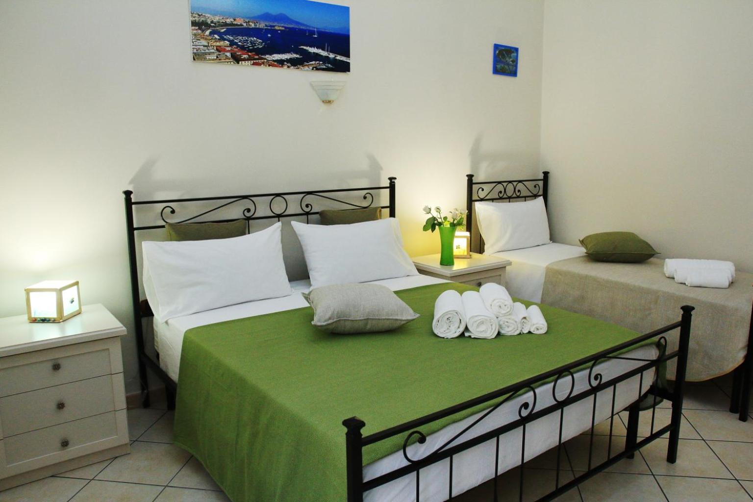 Triple Room with Bathroom