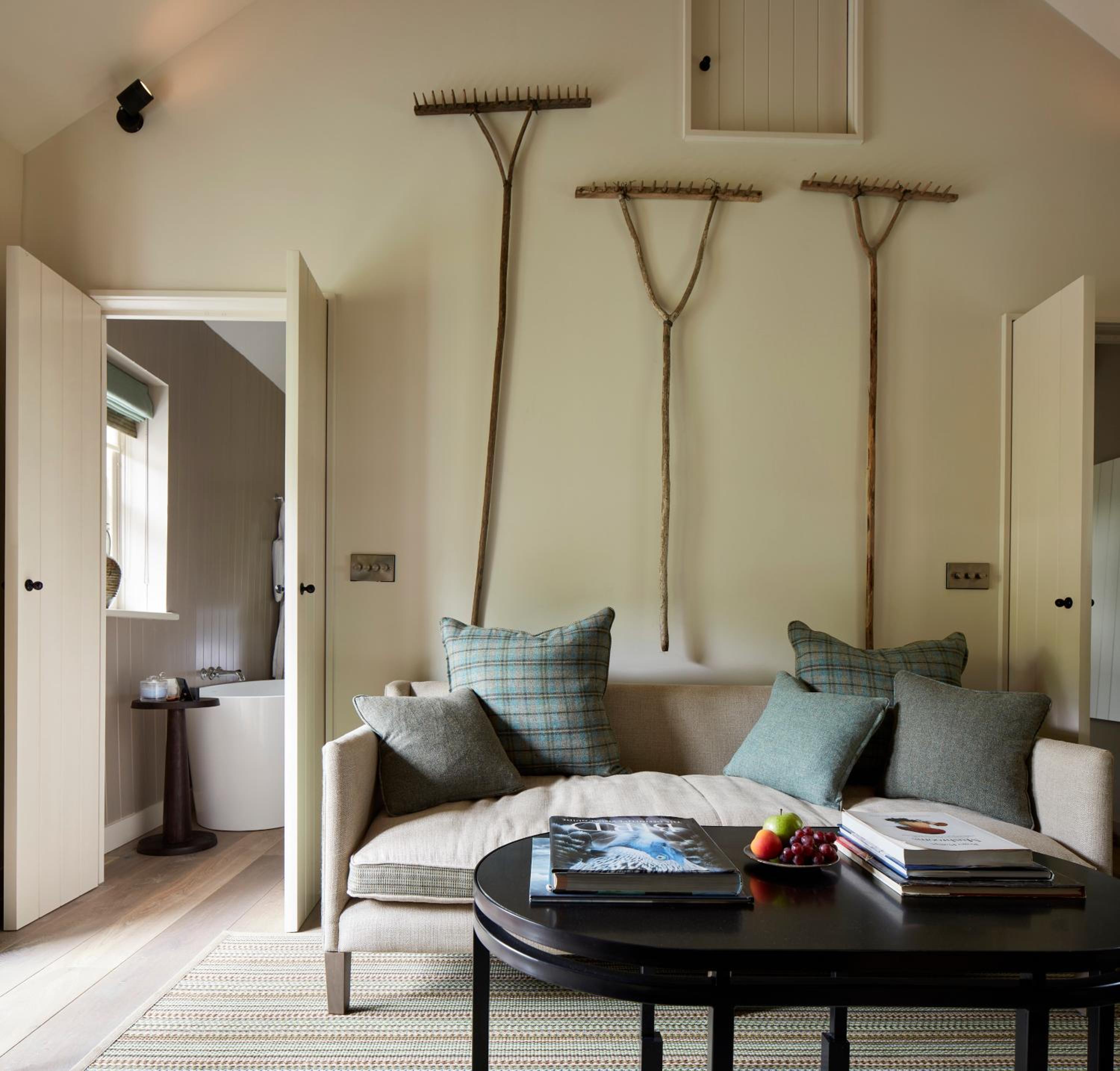 Suite - Photo 2