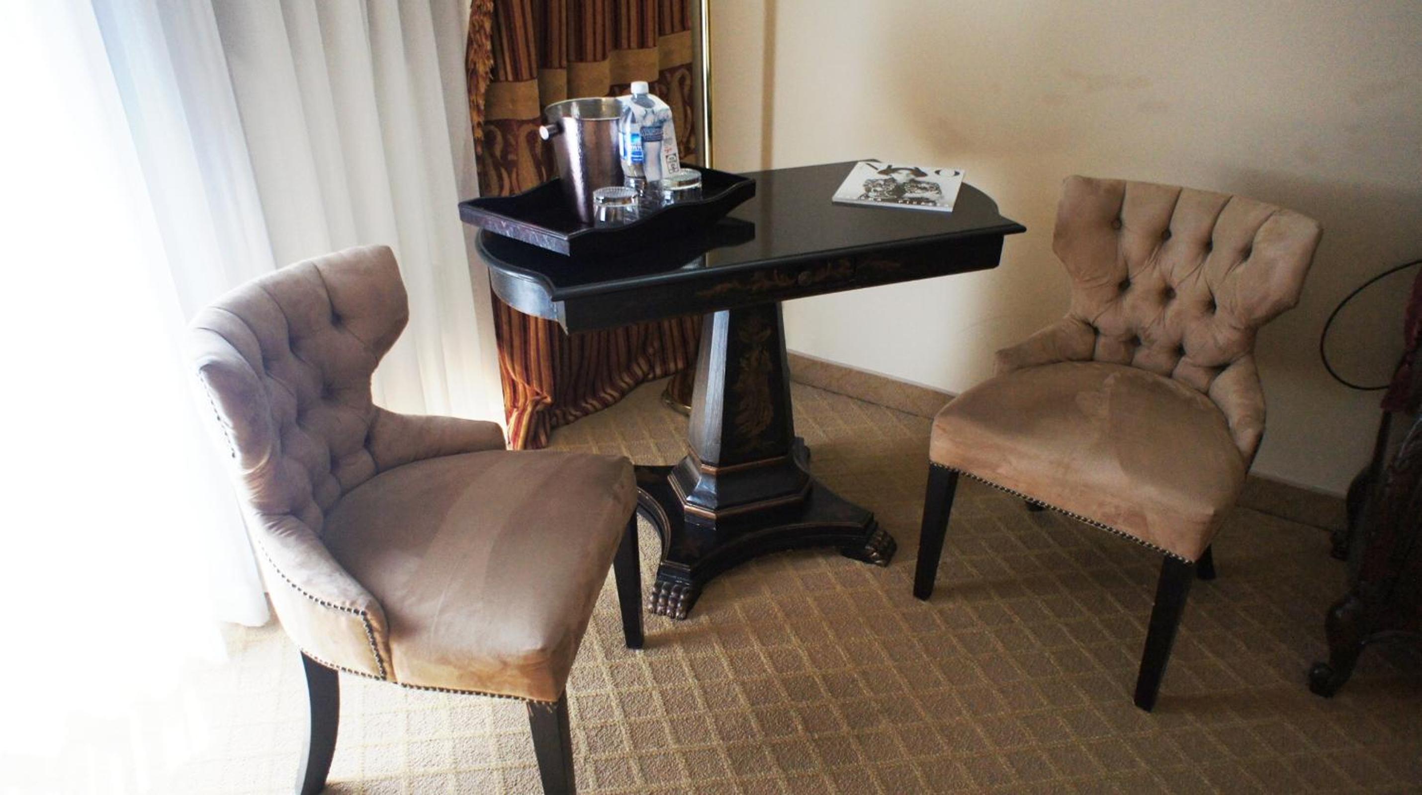 Superior Queen Room with Two Queen Beds - Photo 7