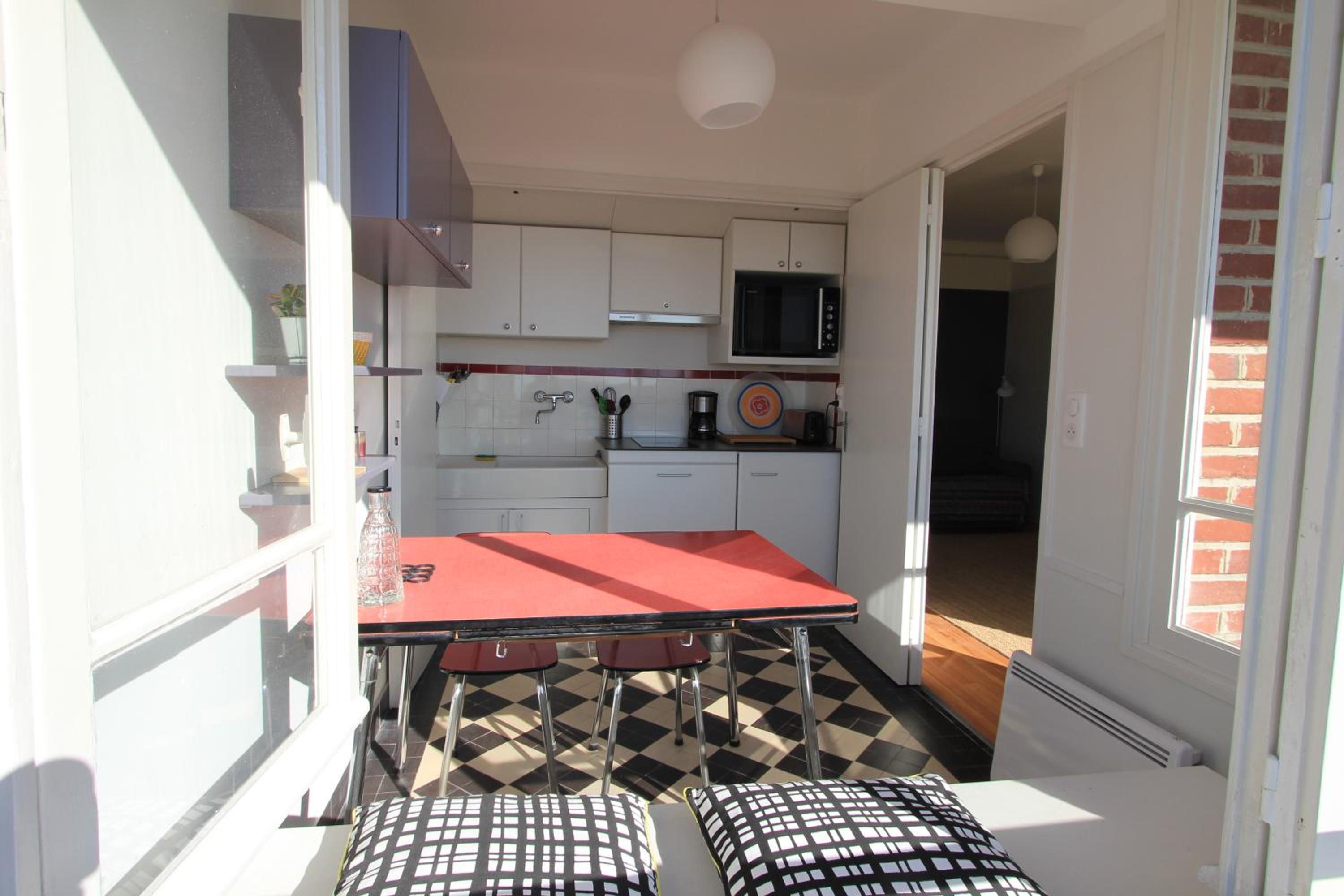 Apartment with Sea View photo 3