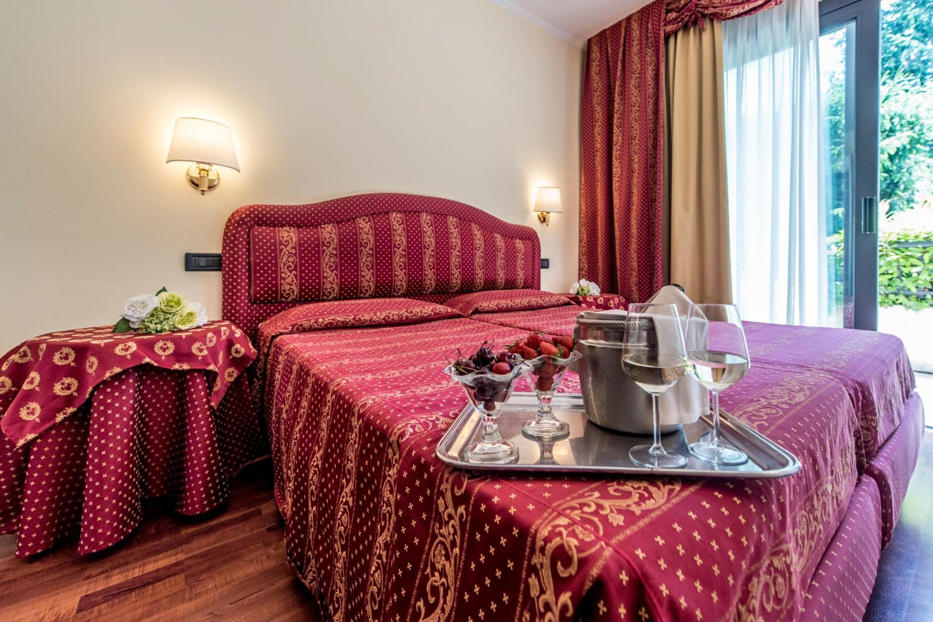 Junior Suite - Photo 1