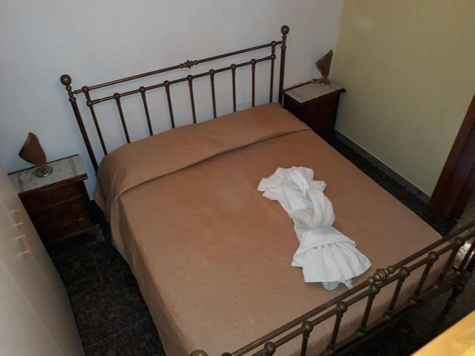 Deluxe Double or Twin Room photo 2