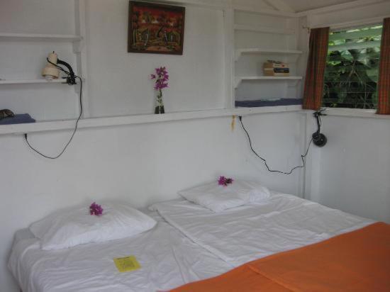 Standard Cabin with Private Bathroom and Kitchenette photo 3