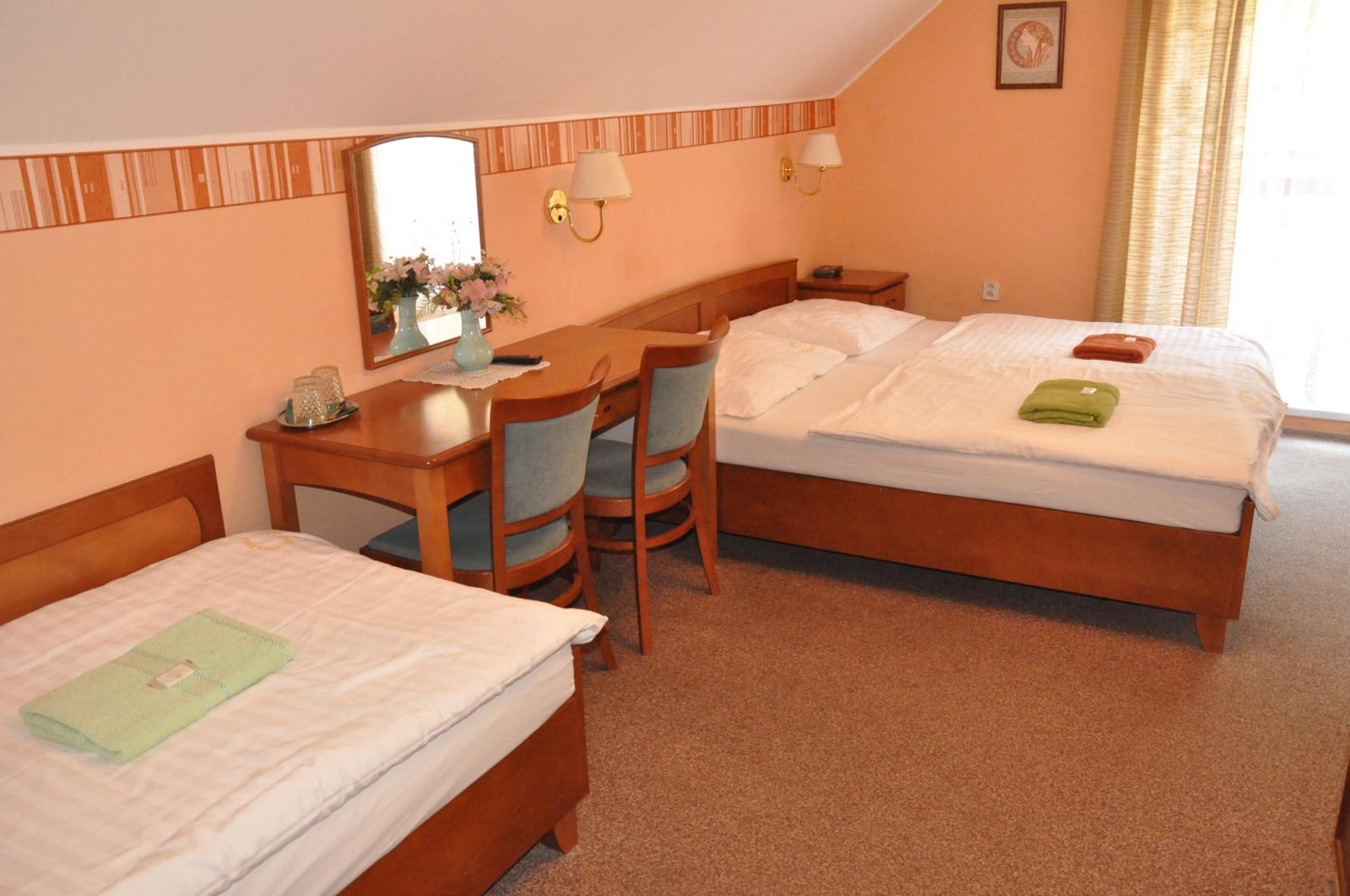 Triple Room photo 2
