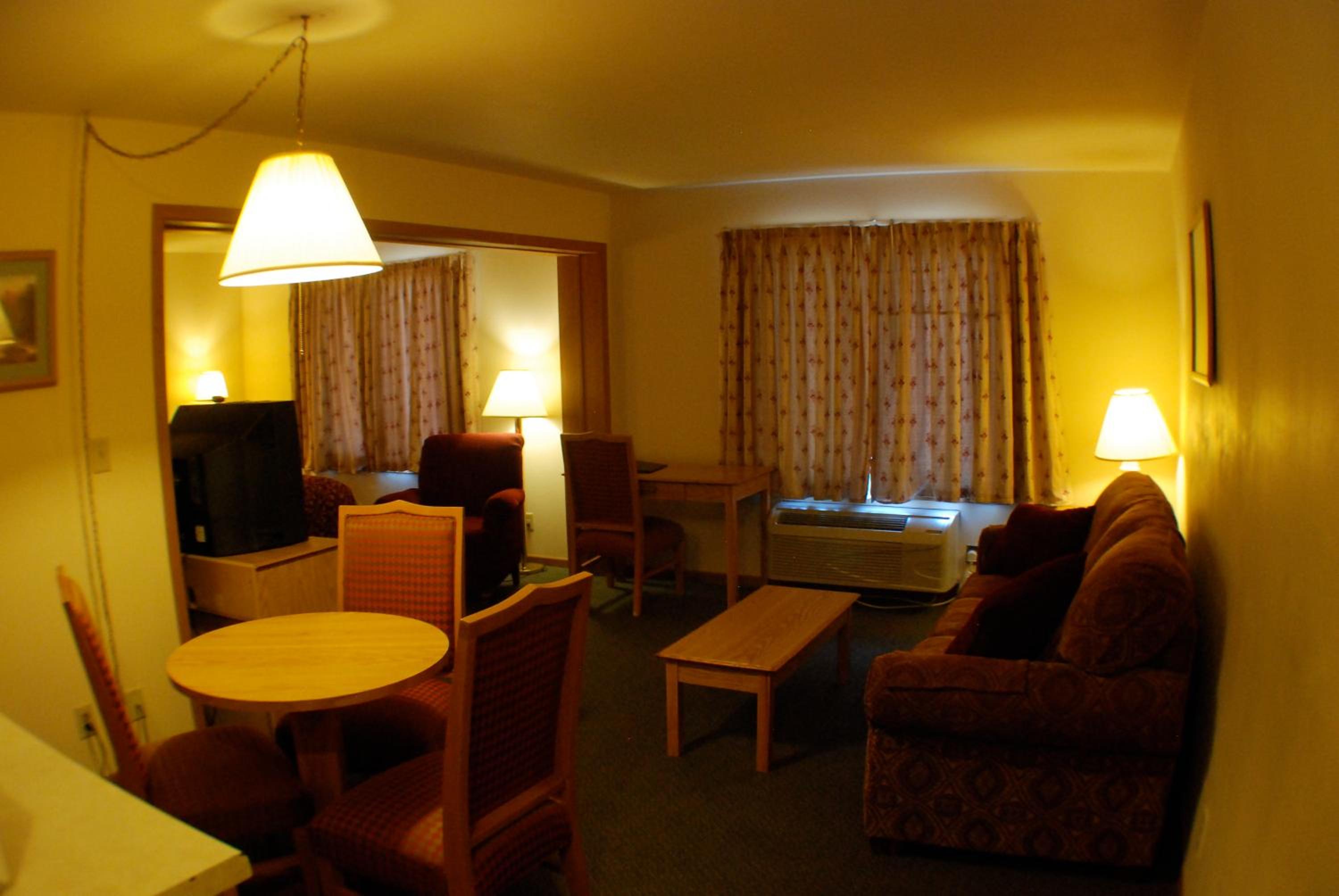 King Suite with Sofa Bed photo 3