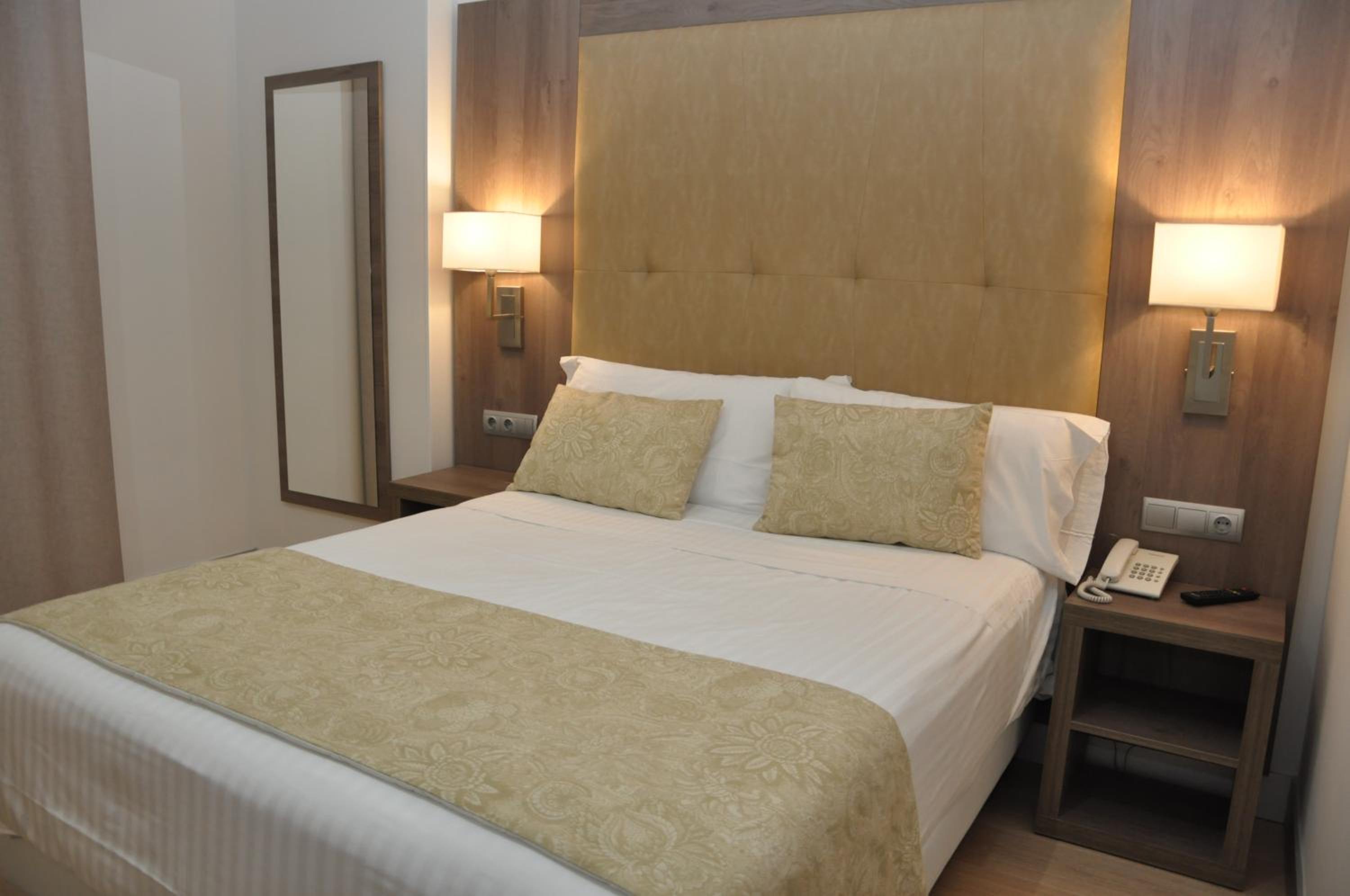 Double Room - 1 Bed - Photo 6