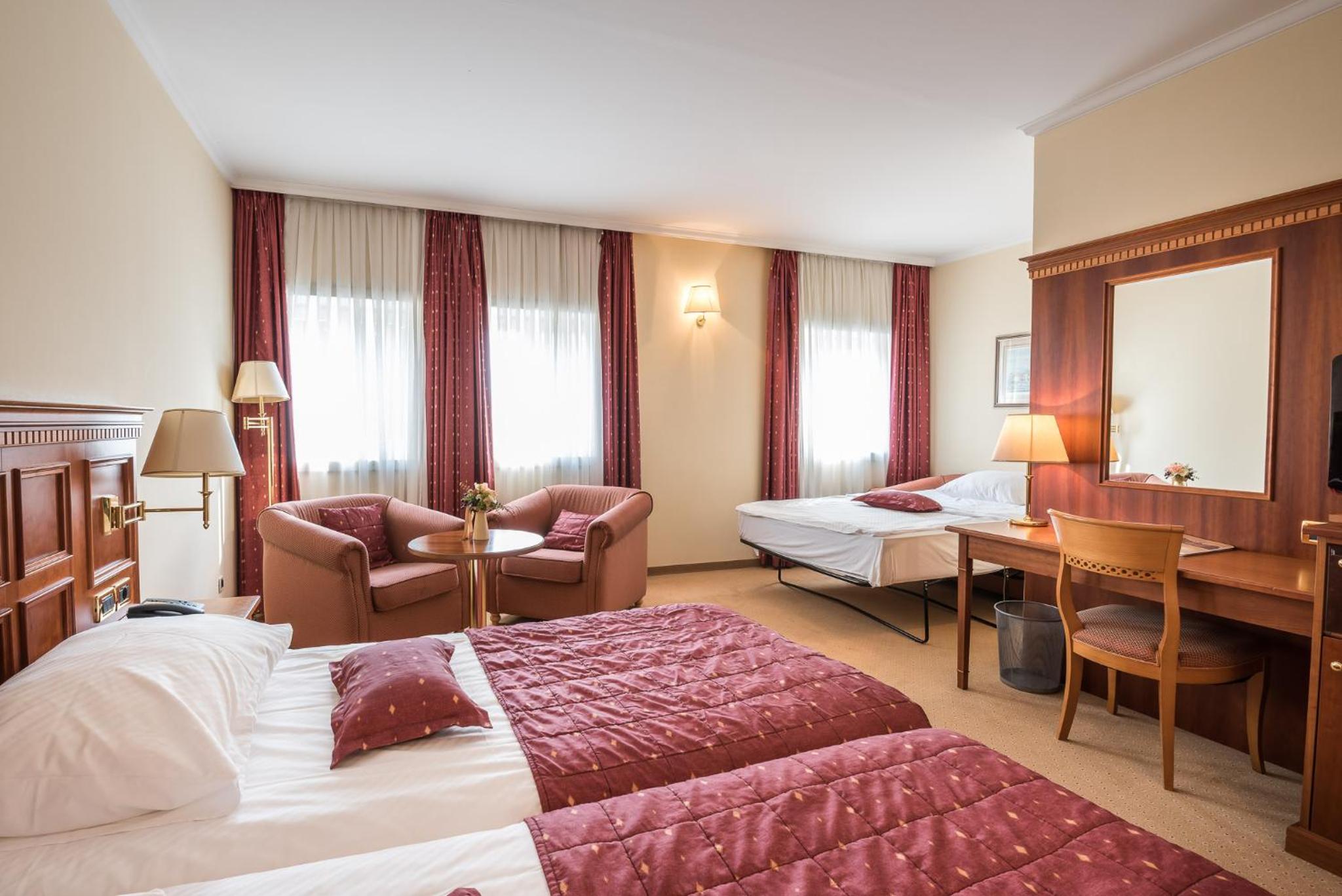 Triple Room - Photo 2