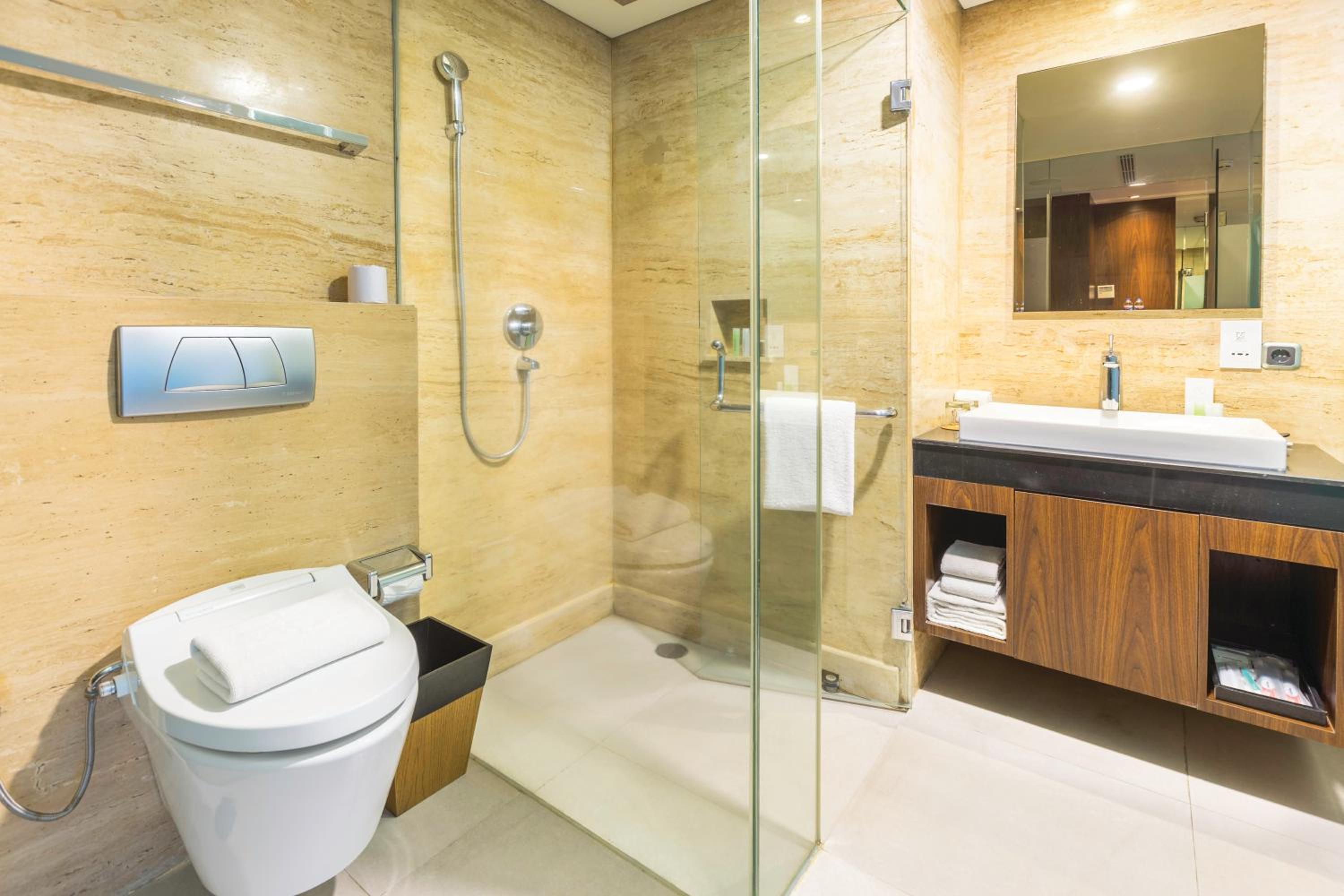 Deluxe Room with Free 60 Minutes Spa treatment for 2 people (not valid for Facial and Nail treatment) photo 3