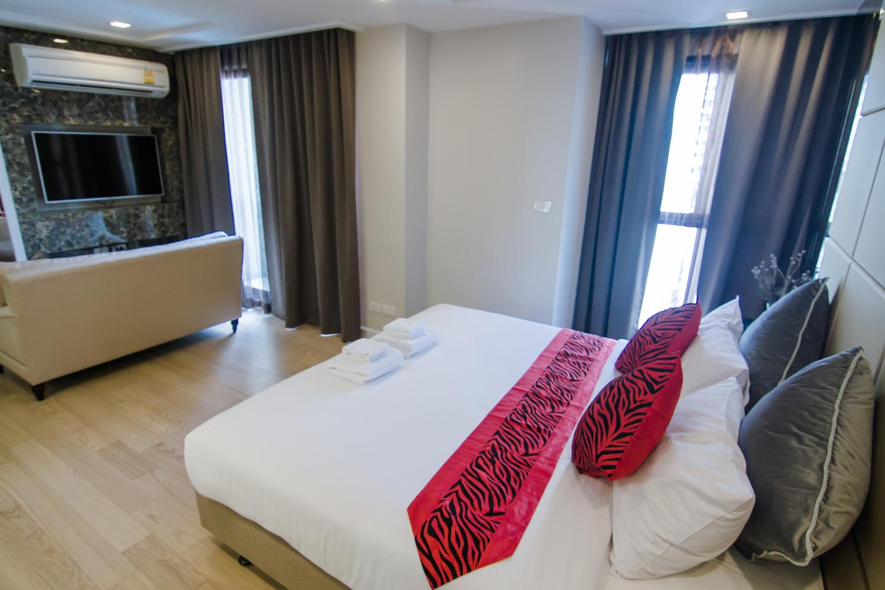 Executive Suite photo 3