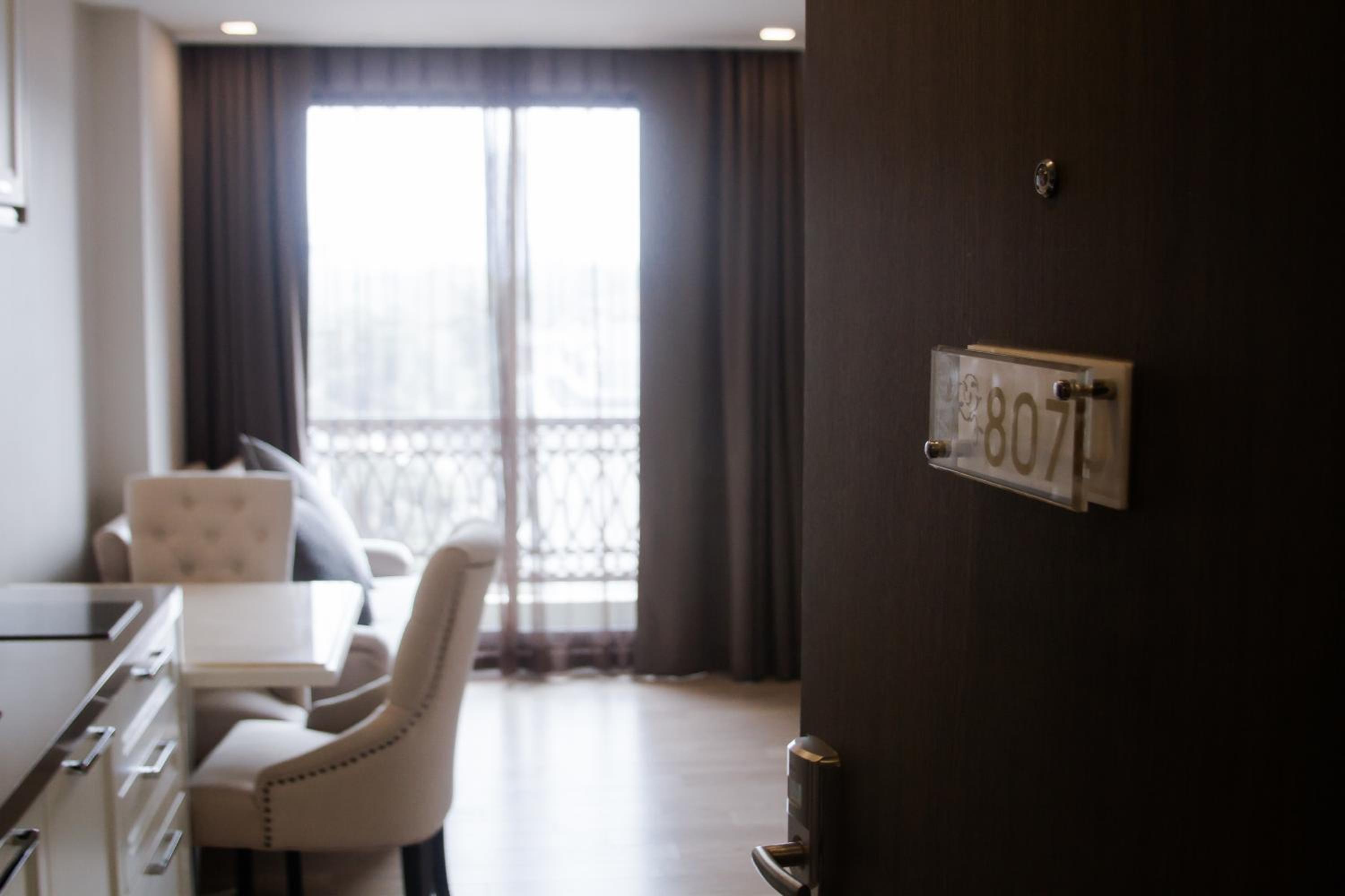 One-Bedroom Suite photo 3