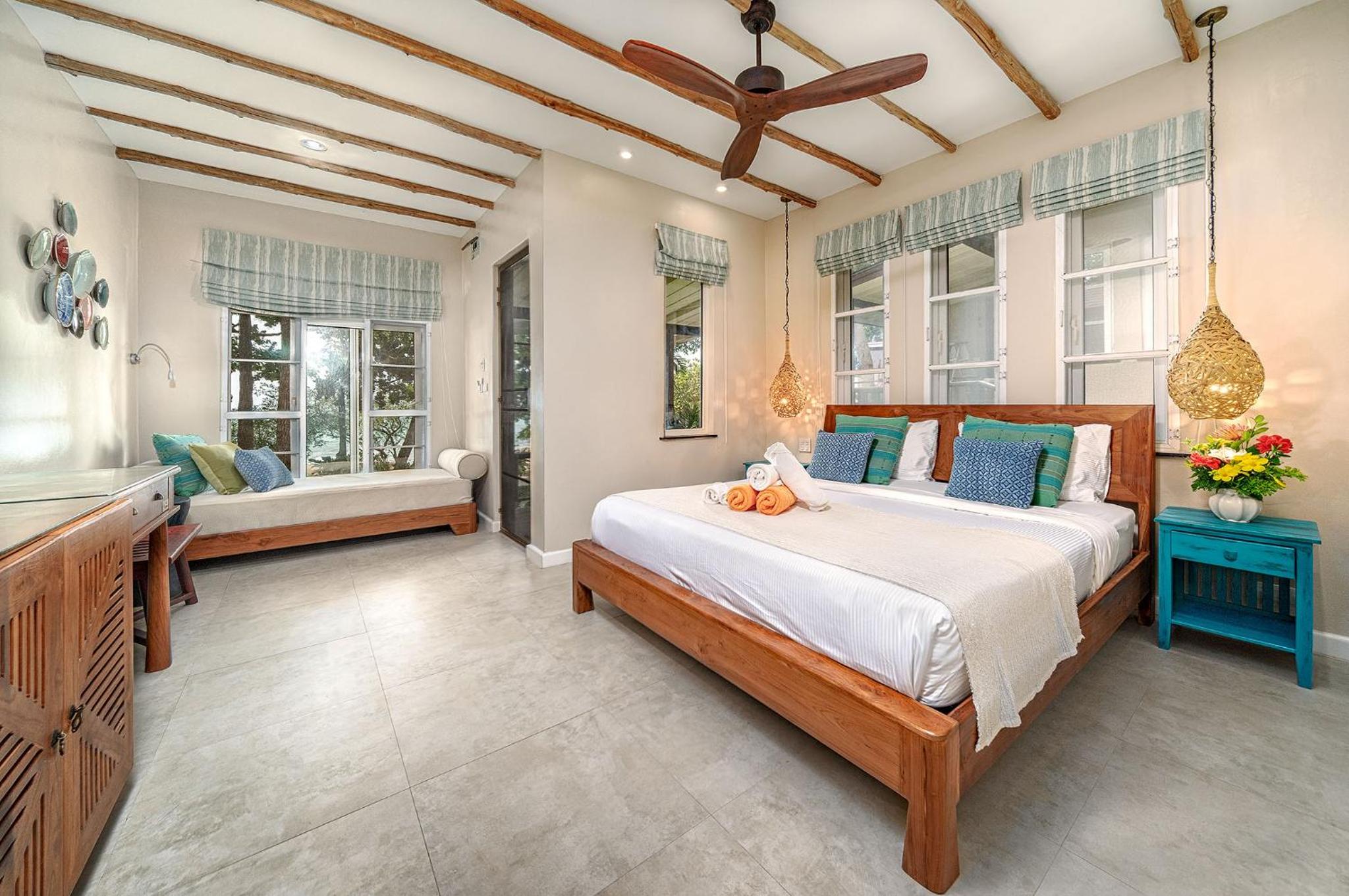 Deluxe Double or Twin Room with Sea View photo 2