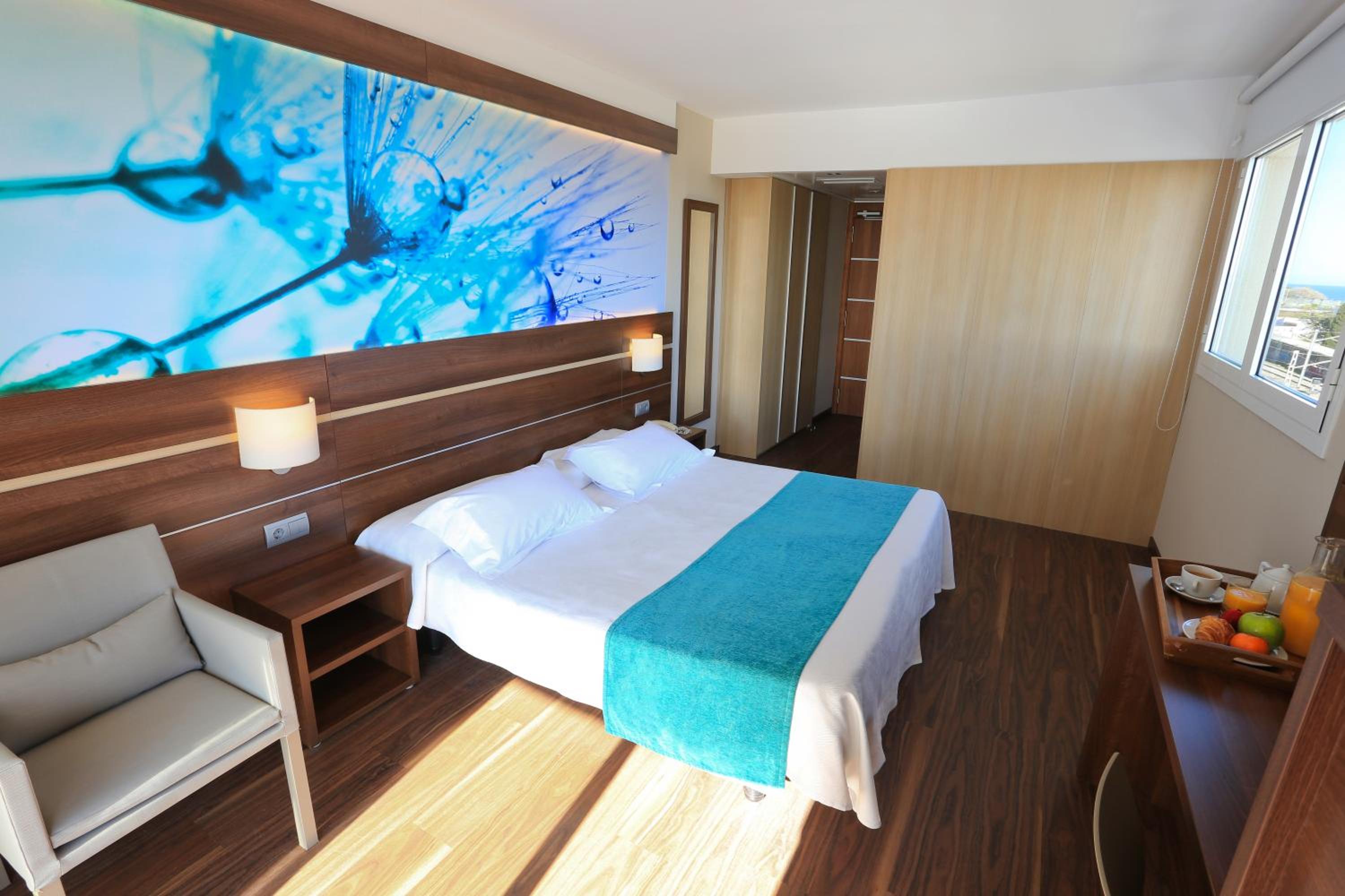 Deluxe Double Room with Sea View photo 2