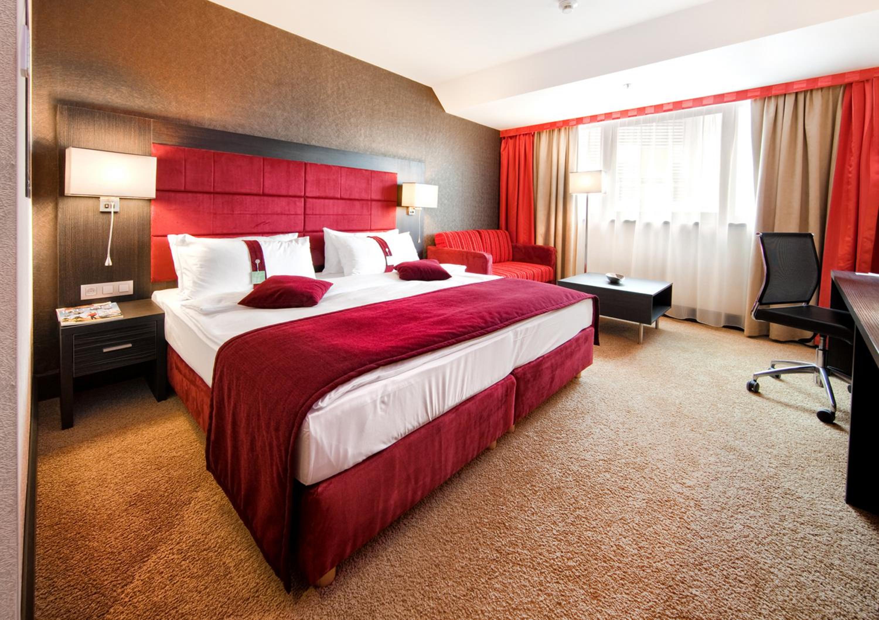 Executive King Room - Photo 1