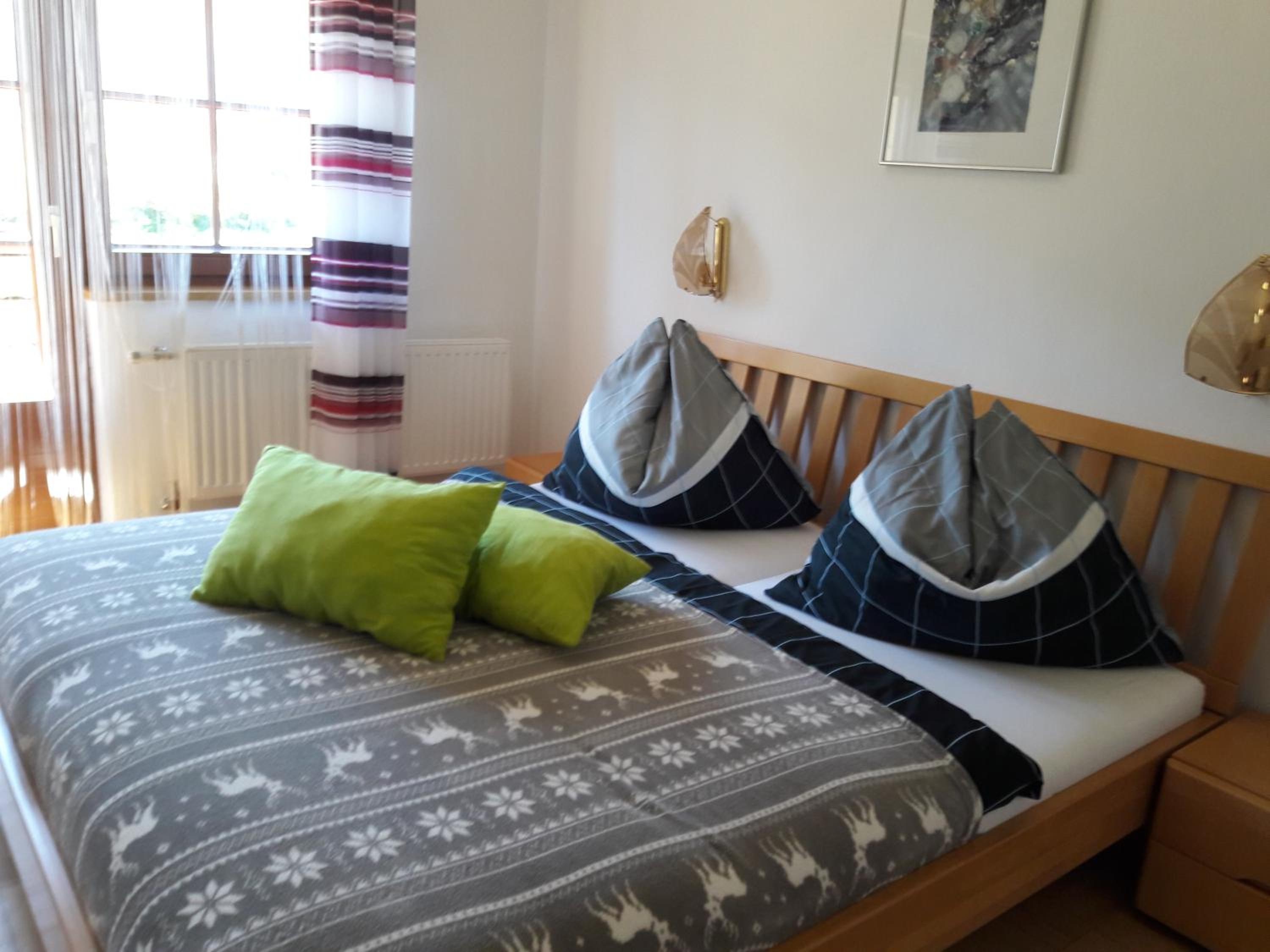 Three-Bedroom Apartment - Photo 9