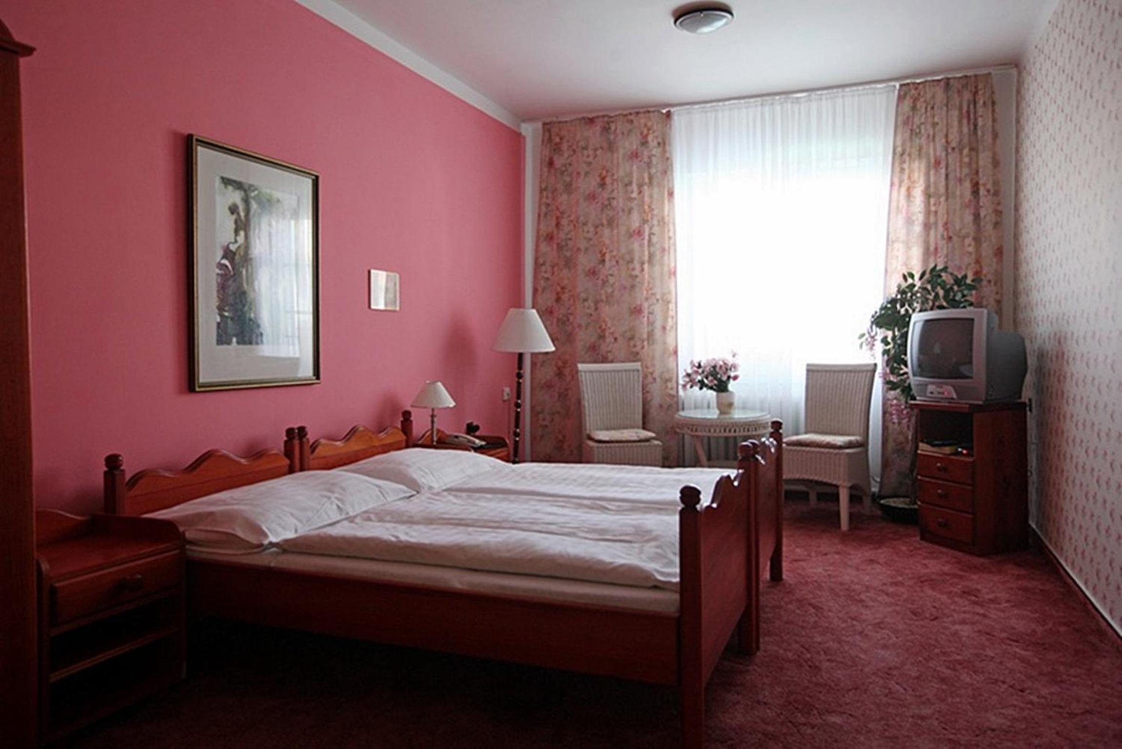 Double or Twin Room photo 2