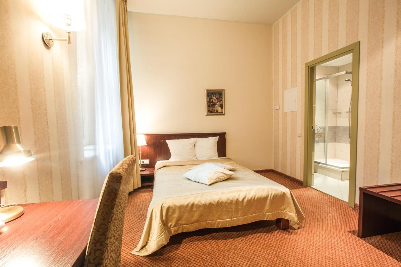 Single Room - Photo 1