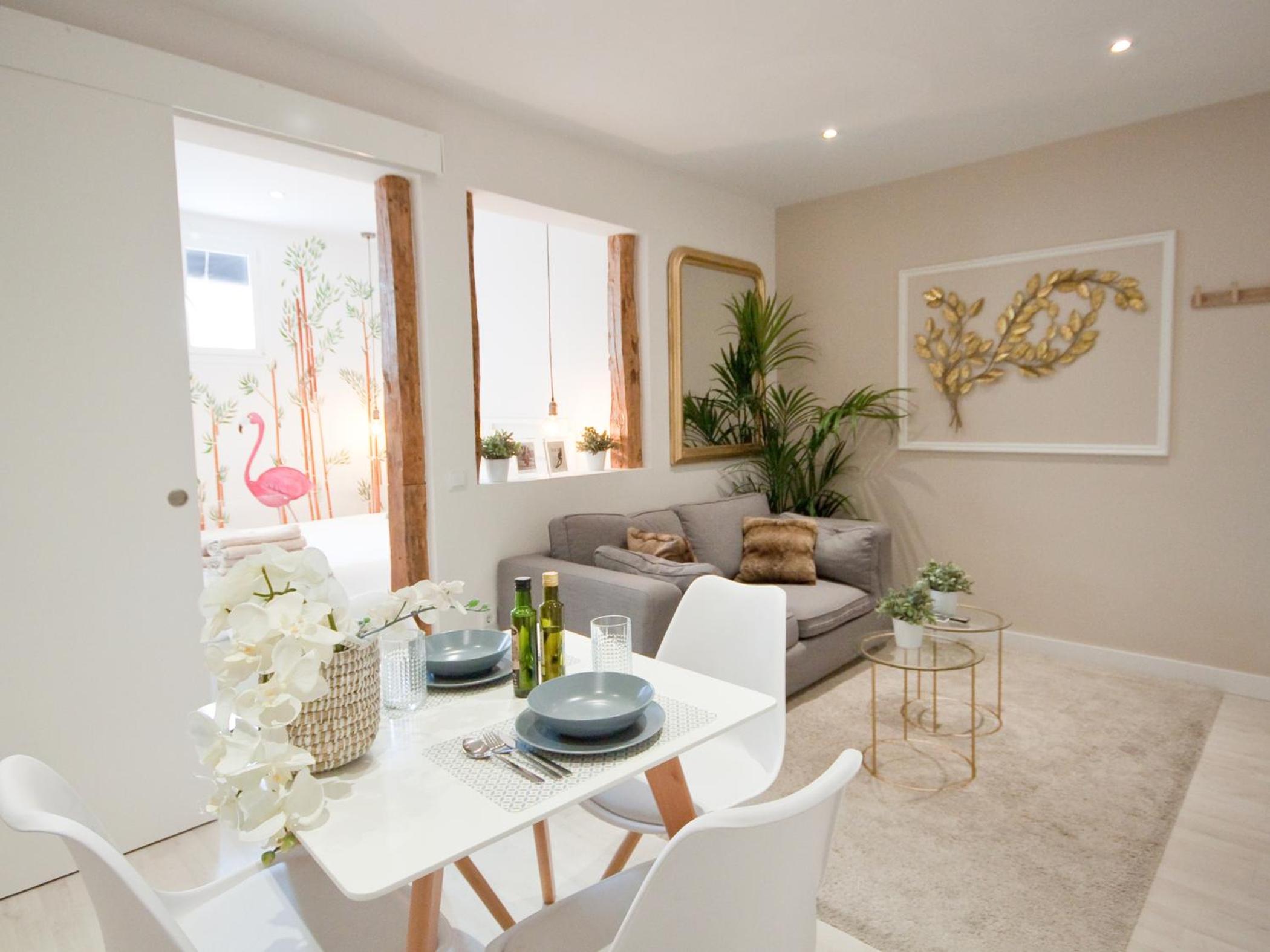 One-Bedroom Apartment - Photo 12