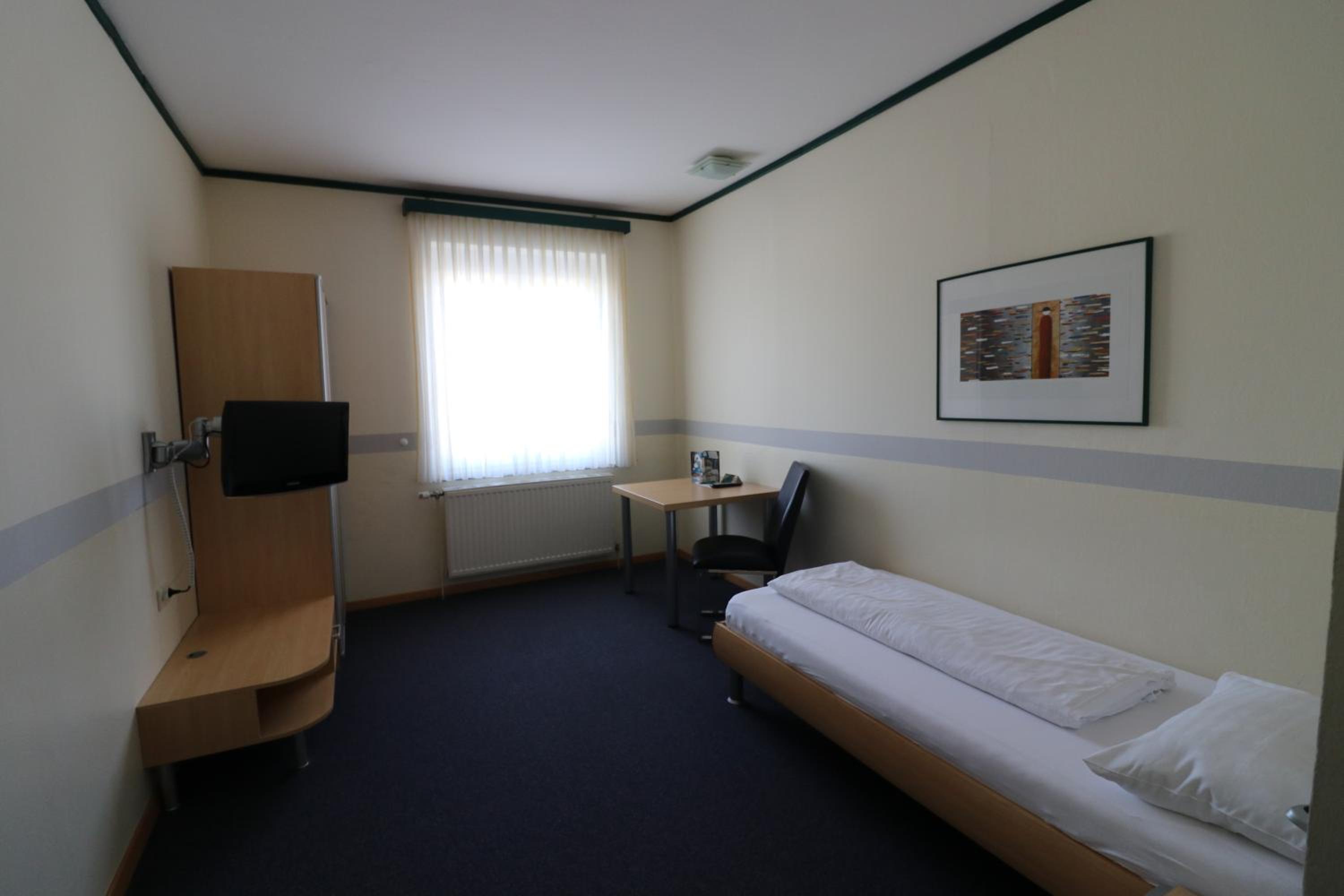 Single Room photo 1