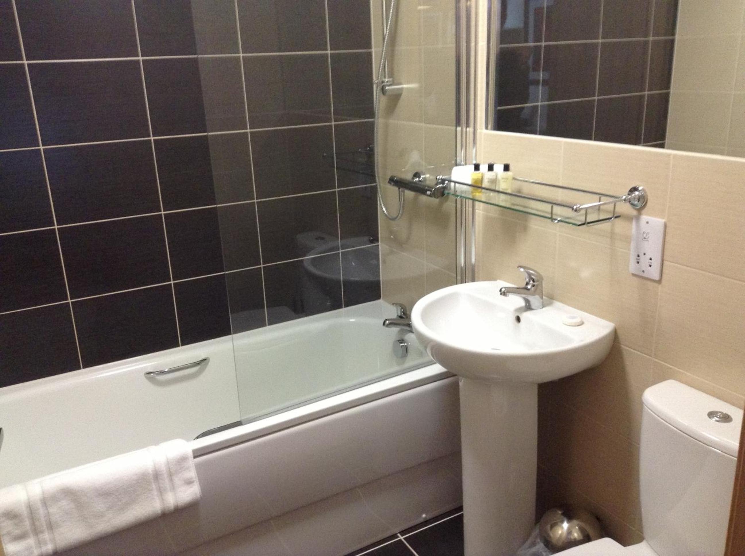 Double or Twin Room photo 3