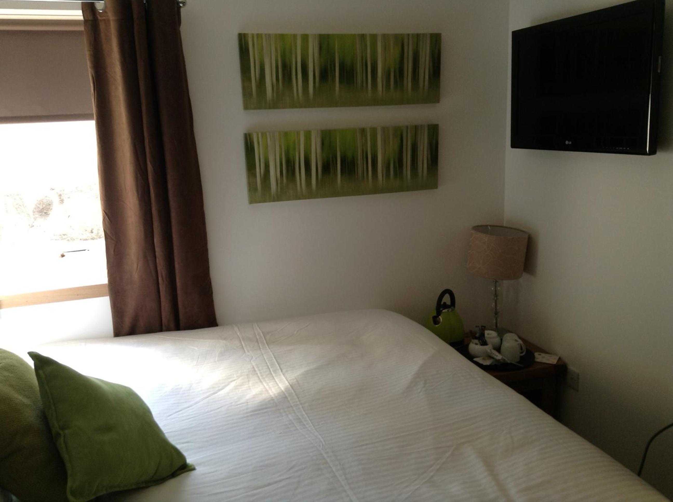 Double or Twin Room photo 2