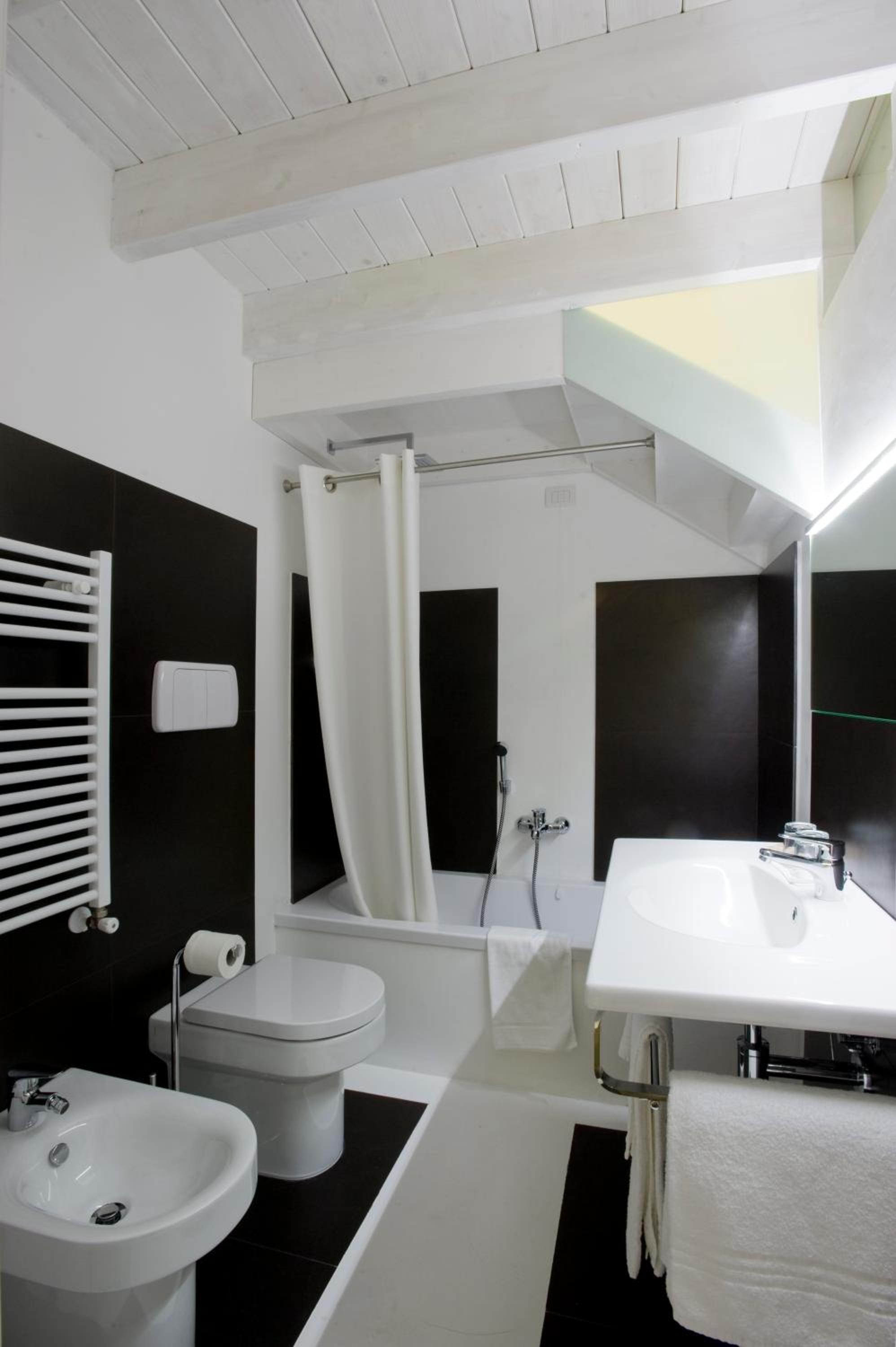 Comfort Double or Twin Room - Photo 8