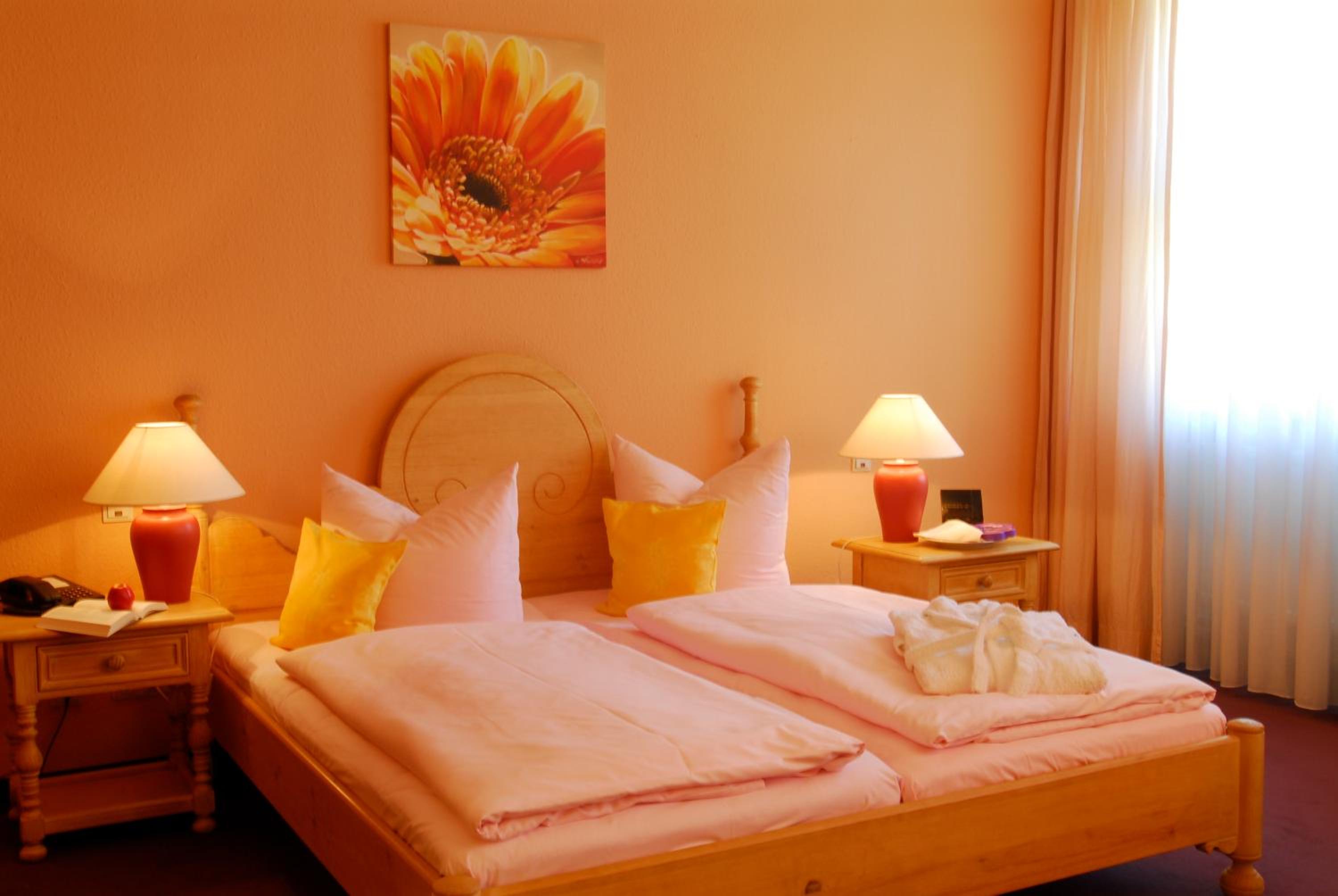 Double Room - Photo 9