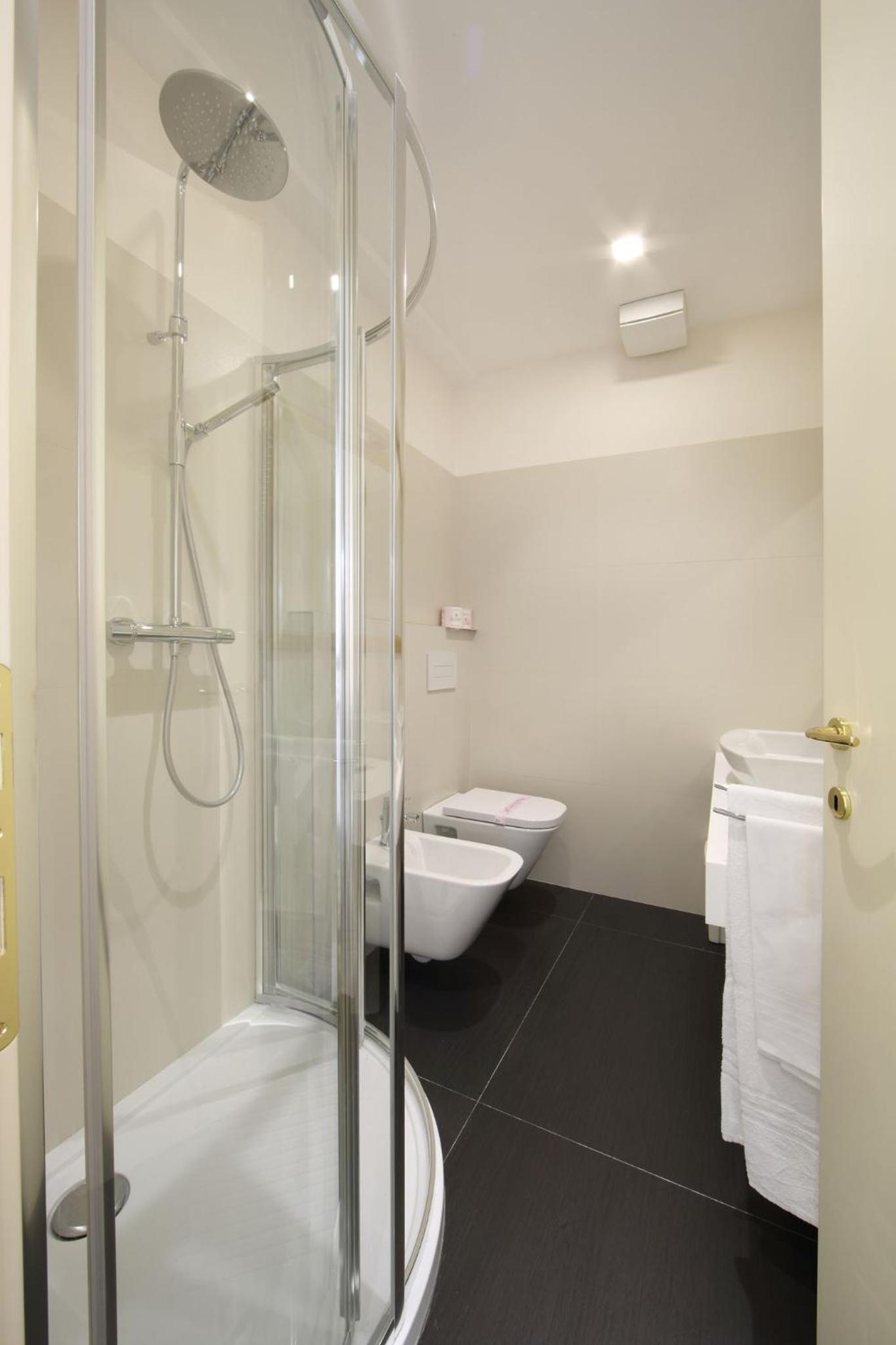 Superior Double or Twin Room photo 3