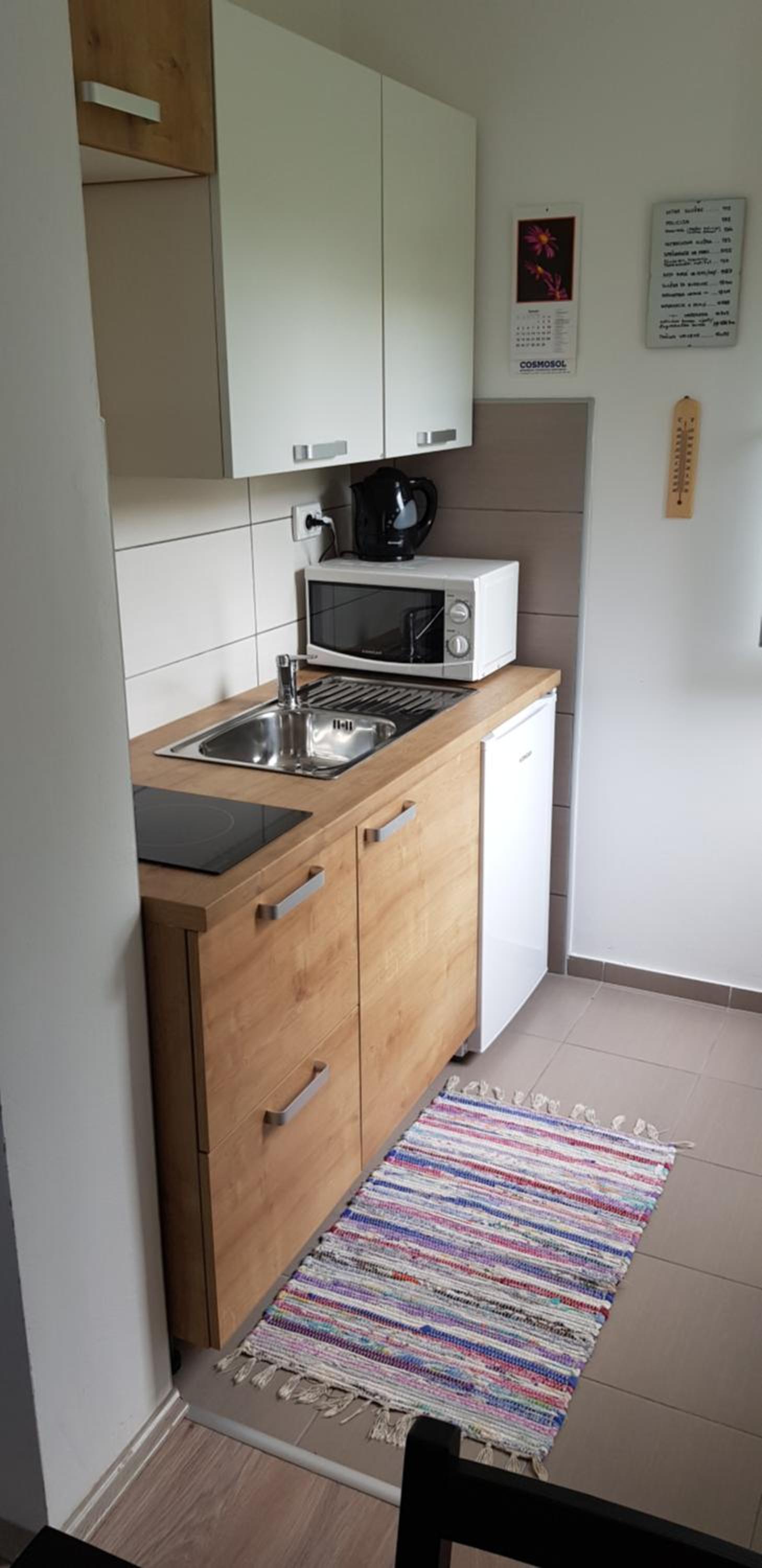 Studio Apartment - Photo 3