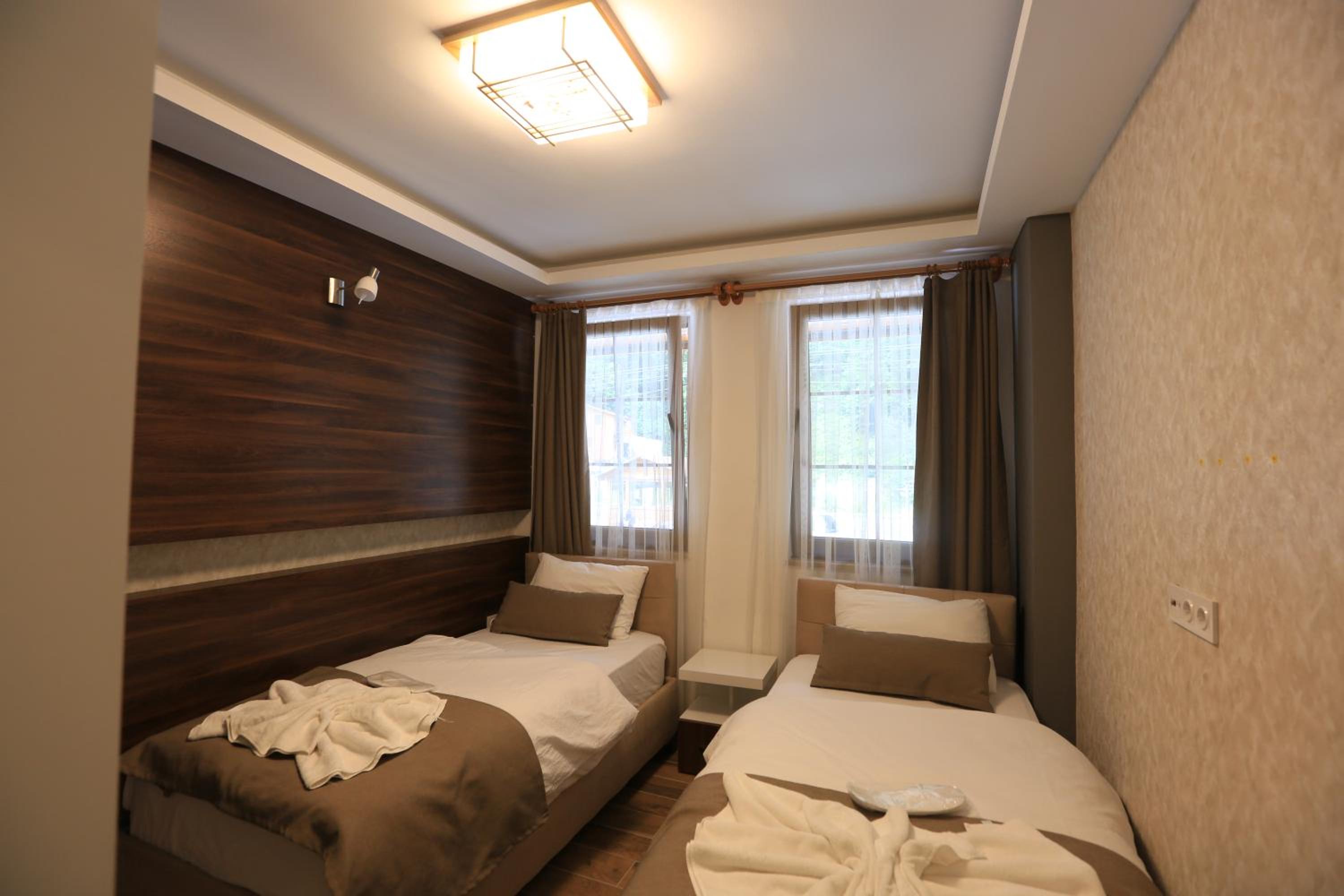 Two-Bedroom Suite with Balcony - Photo 2