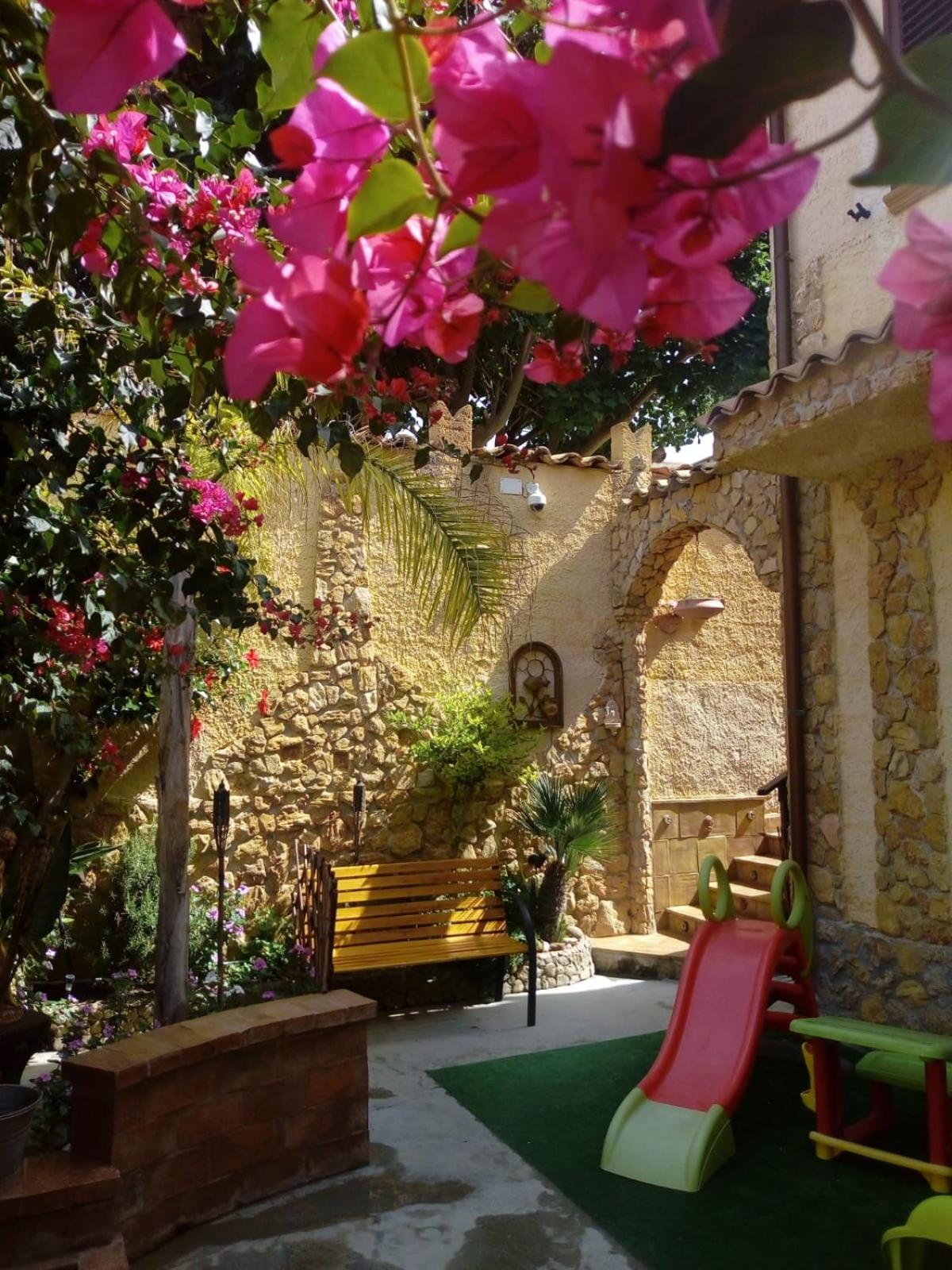 Holiday Home photo 2