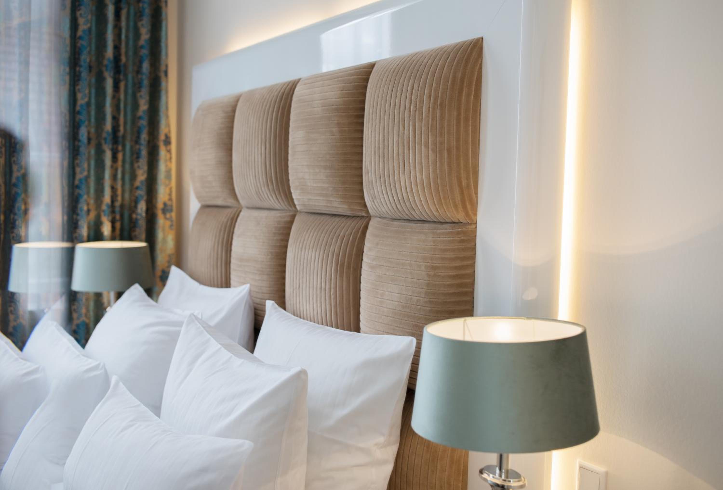 Double Room - Photo 10