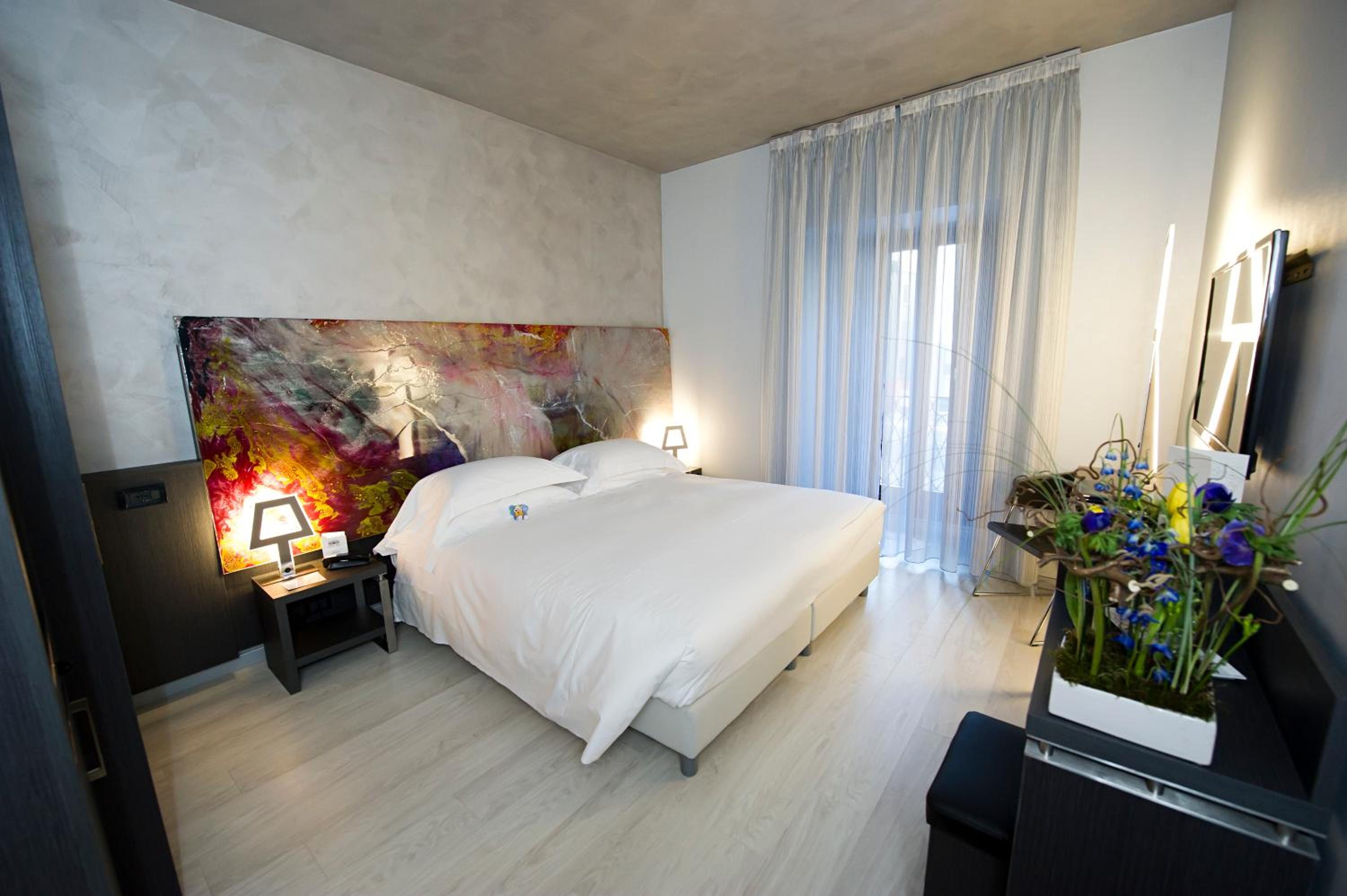 Superior Double or Twin Room - Photo 2