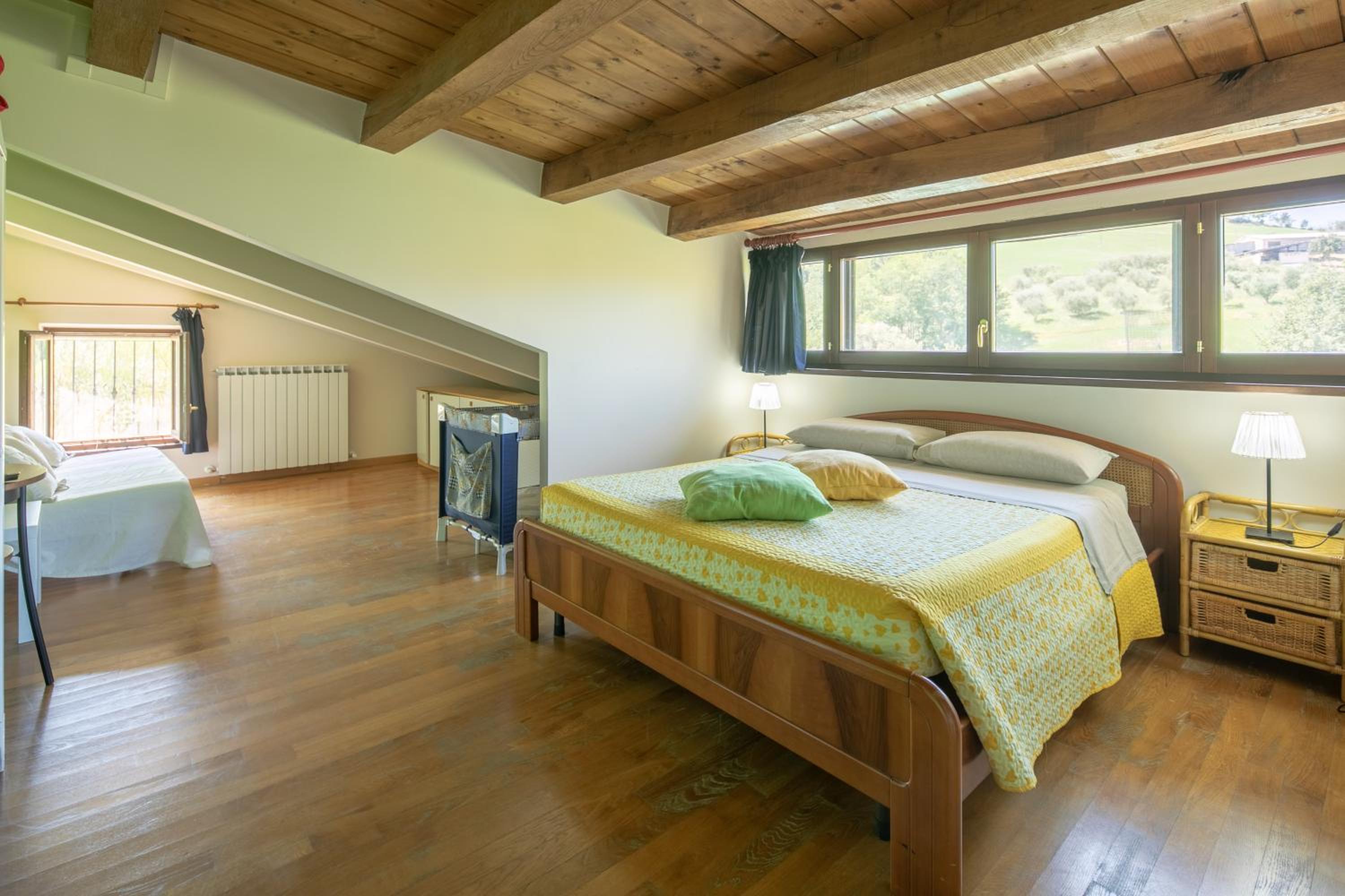 Economy Double Room photo 1