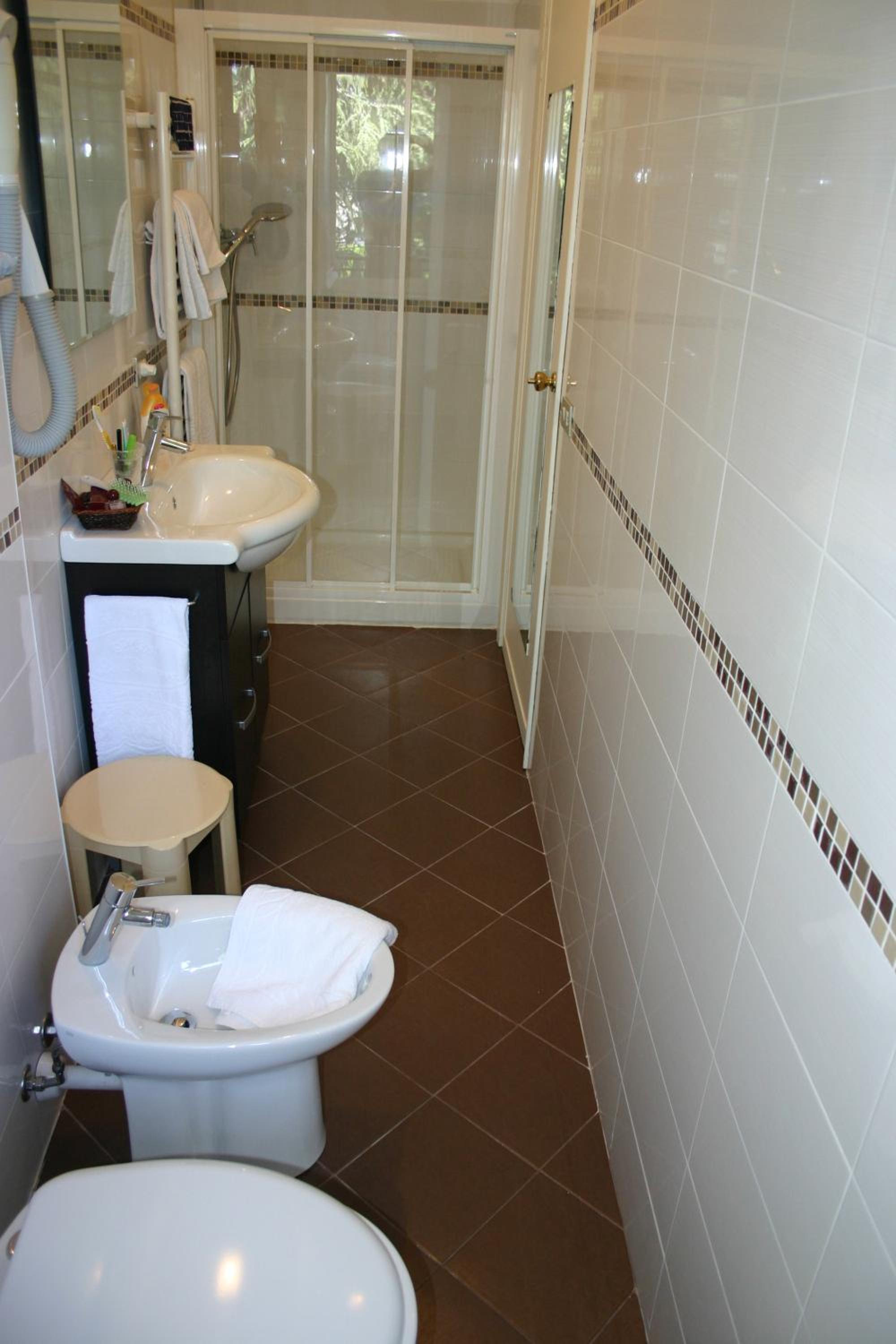 Double Room - Photo 4