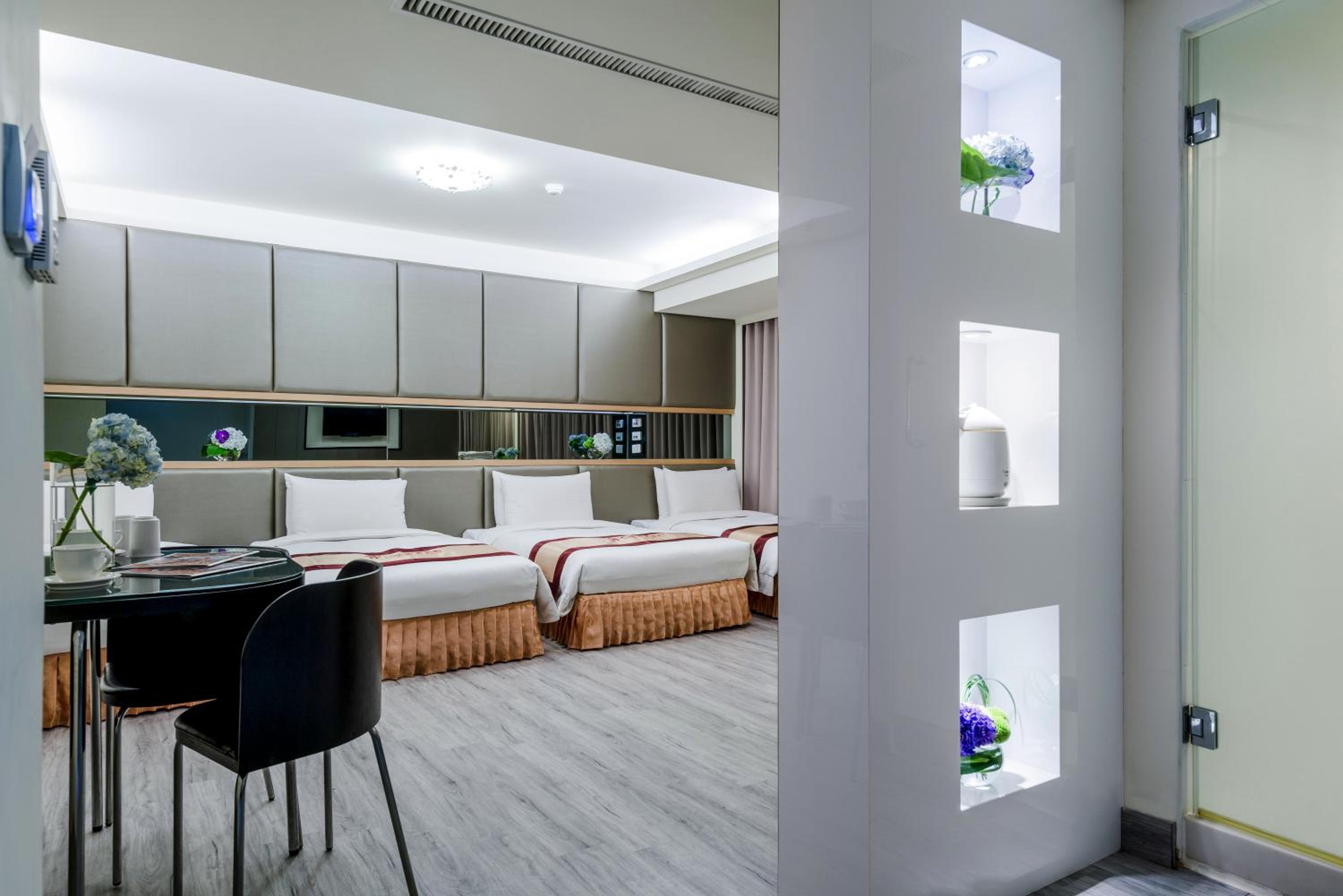 Quadruple Room photo 2