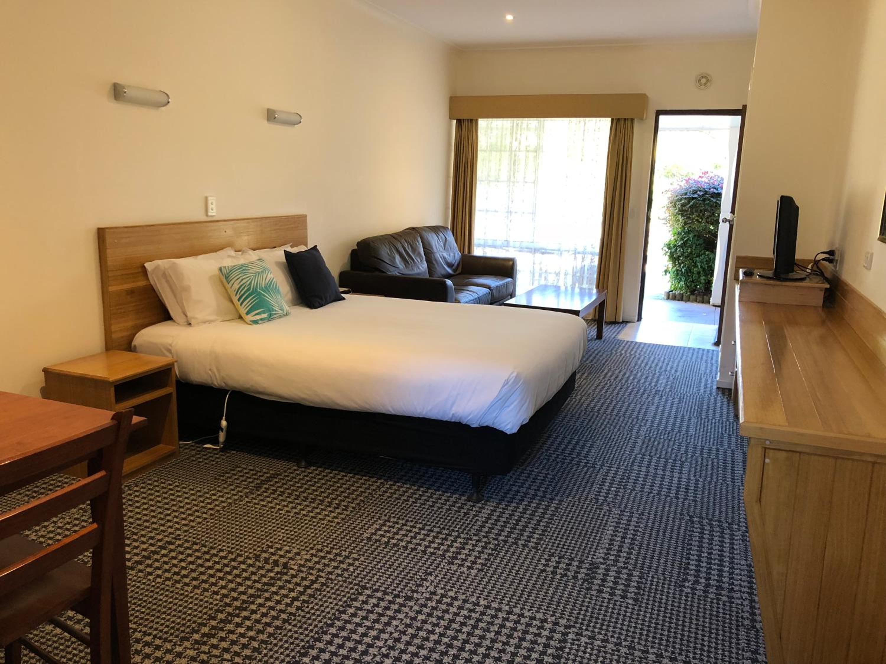 Standard Double Room with Garden View photo 2