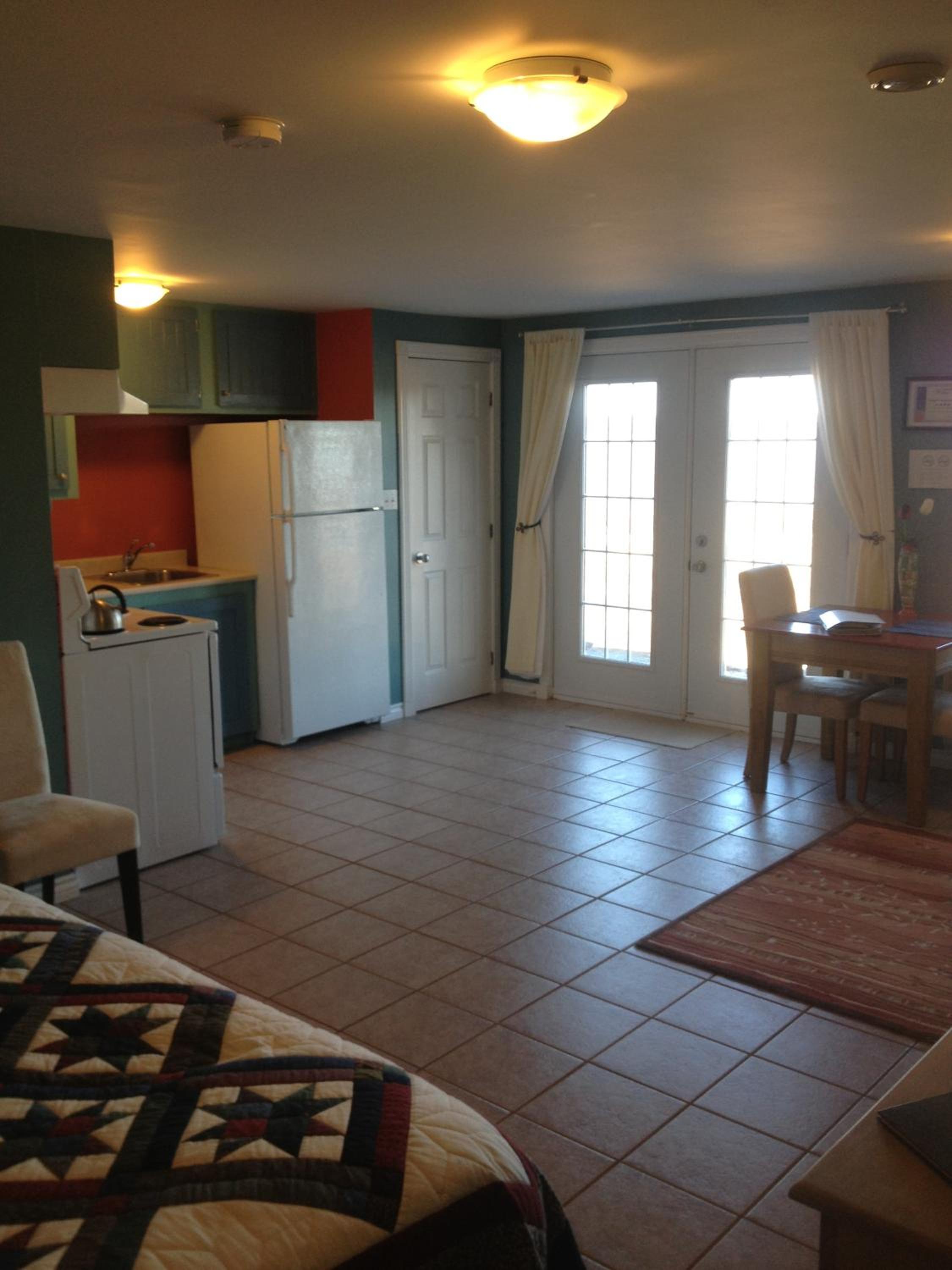 King Suite with Spa Bath photo 3