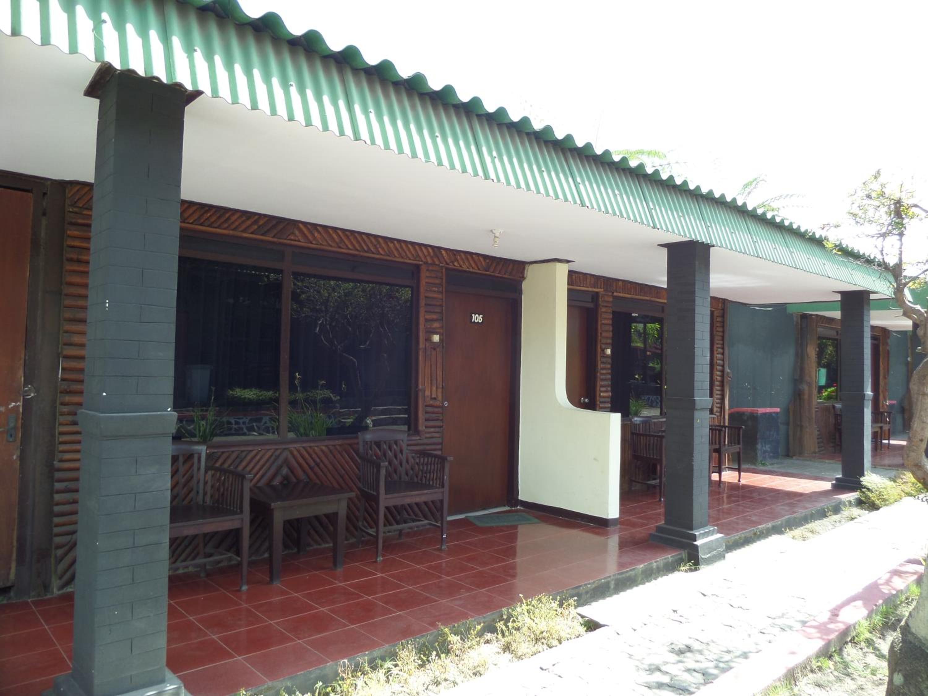 Standard Triple Room - Photo 4
