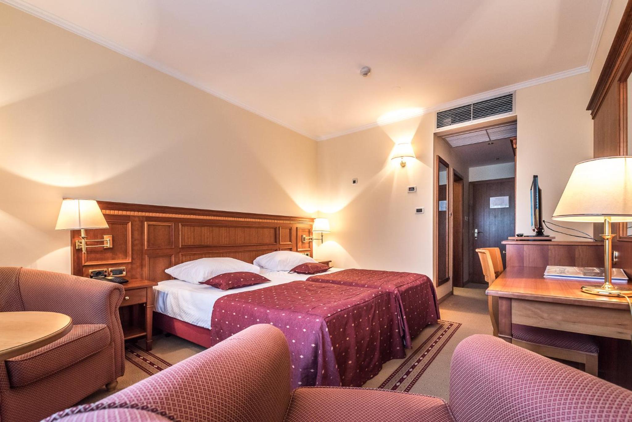 Superior Double Room - Photo 1