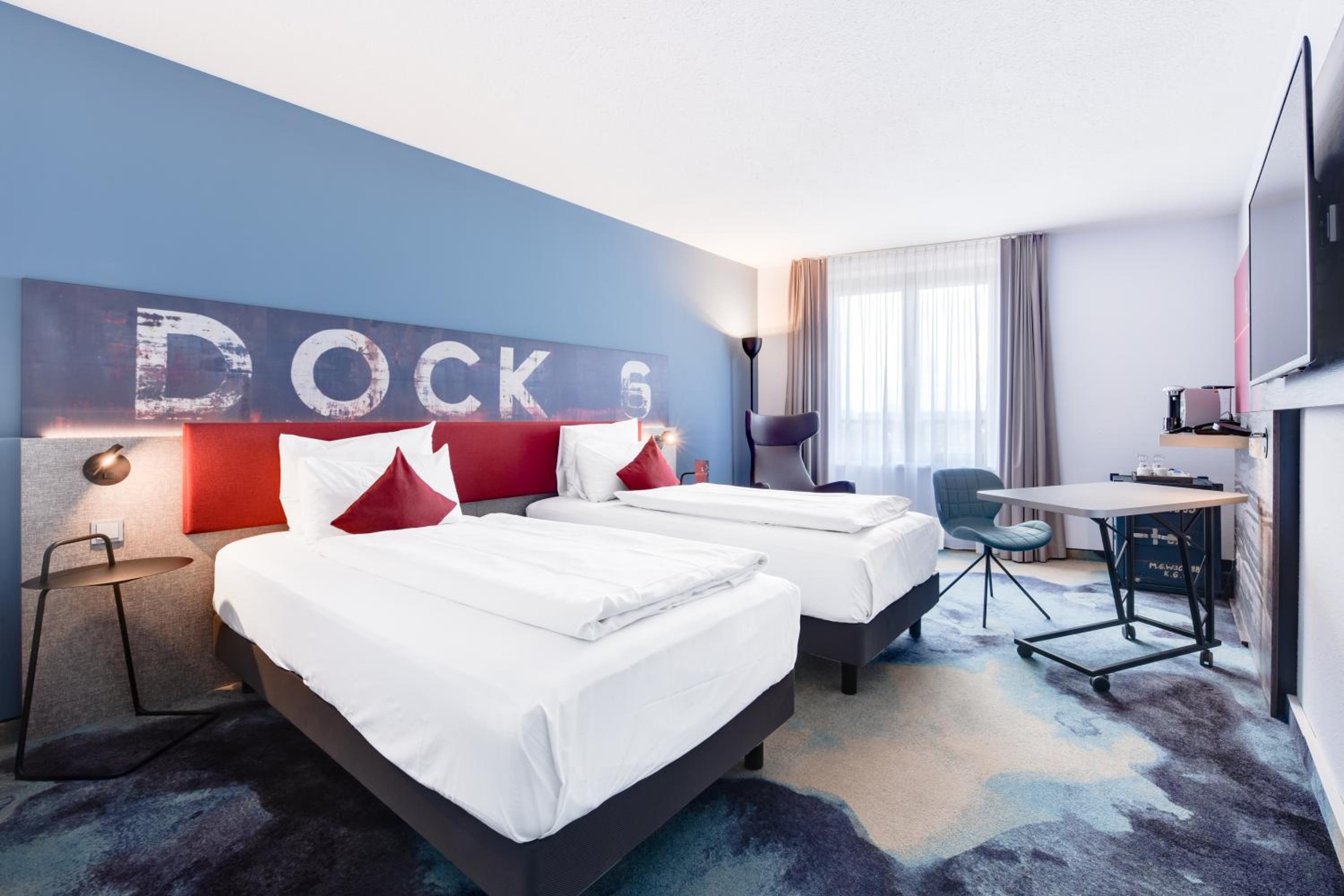 Superior Twin Room - Photo 4