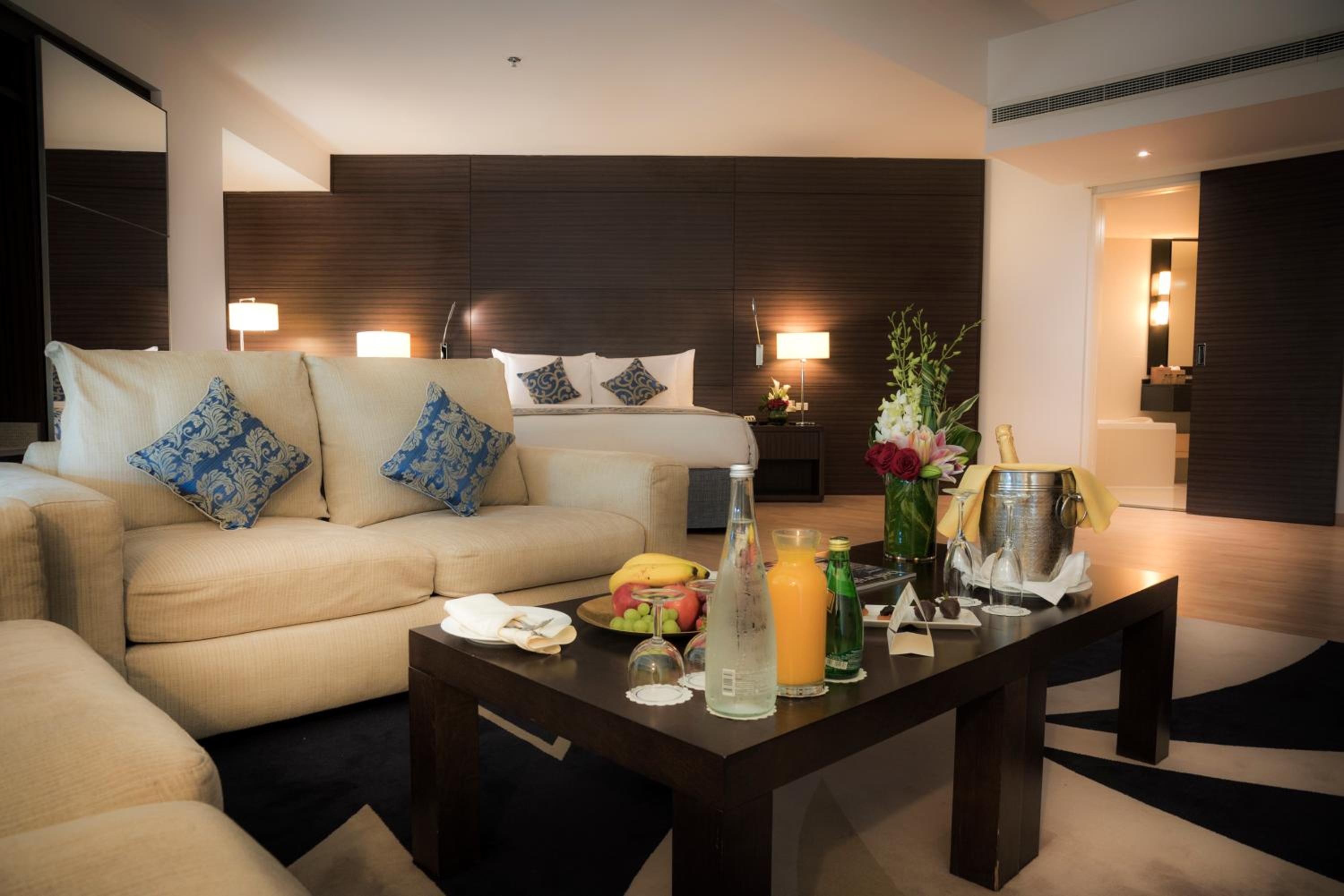 Avenue Suite with Luxury Lounge photo 1