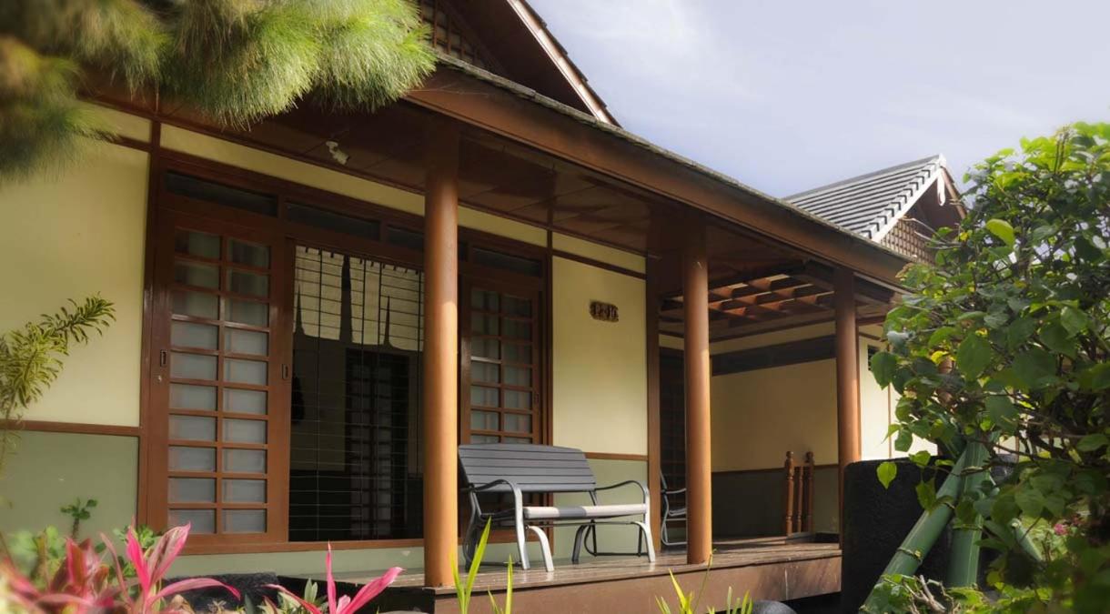 Three-Bedroom Villa - Photo 19
