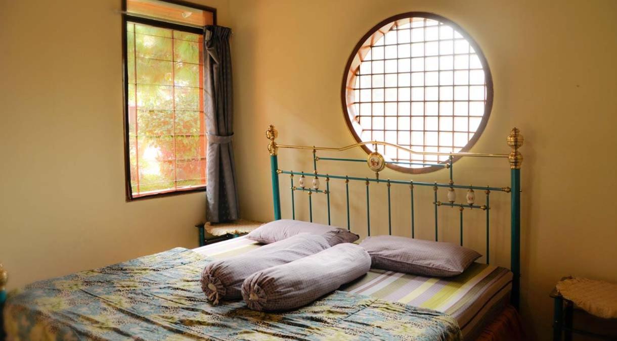 Three-Bedroom Villa - Photo 1