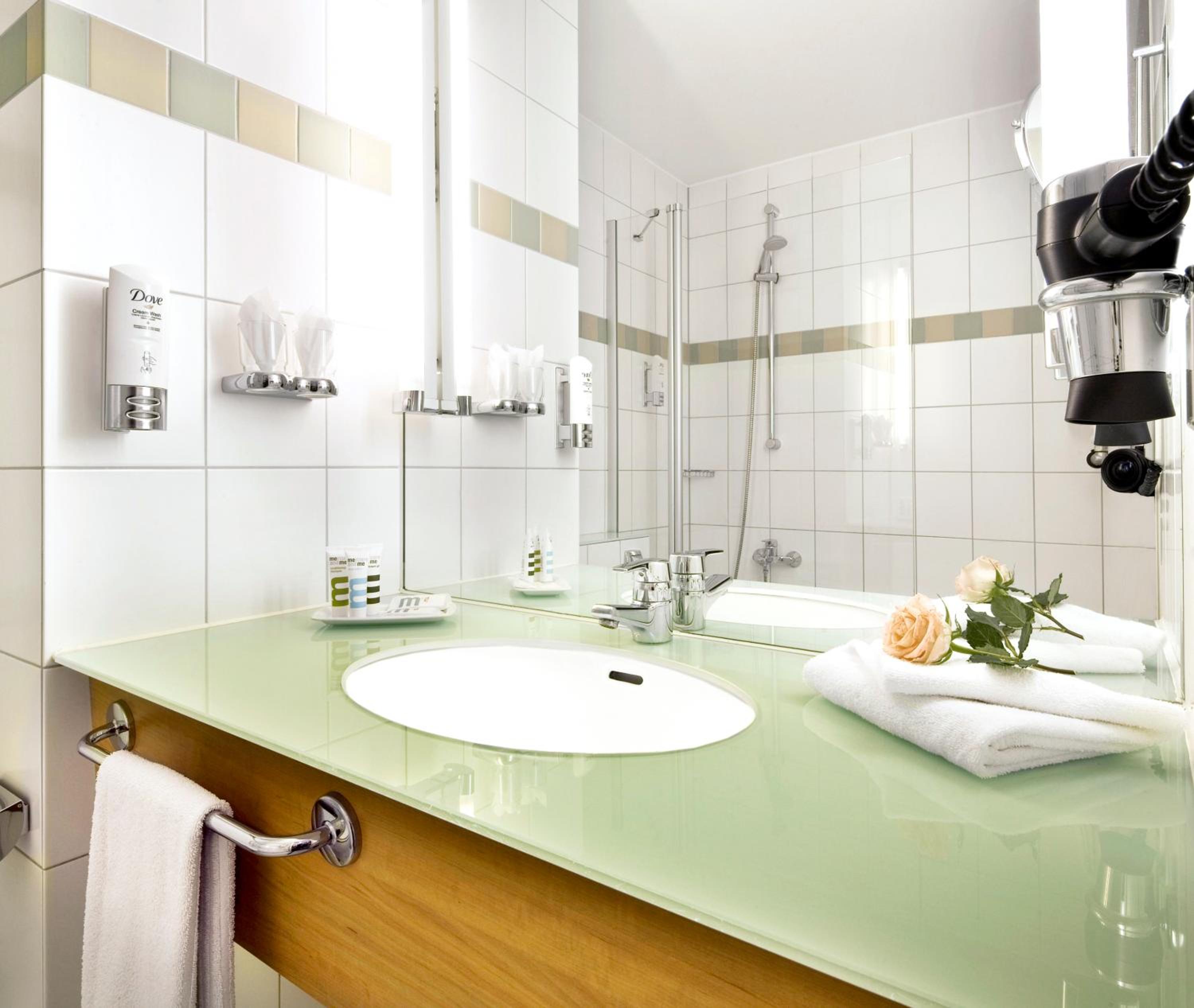 Standard Double Room - Photo 4