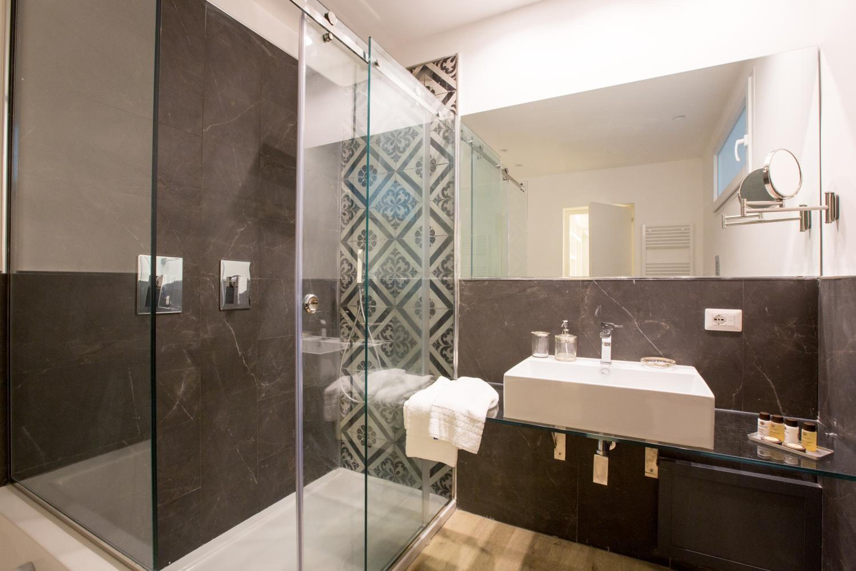 Superior Apartment - Photo 25